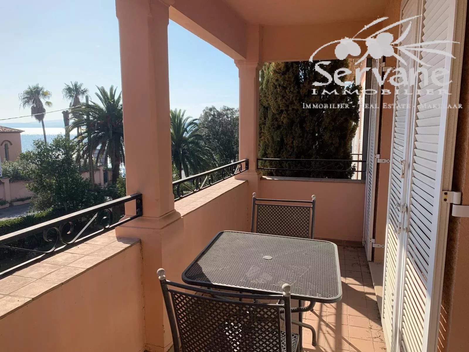 LES ISSAMBRES PROPERTY 10 BEDROOMS EN SUITE