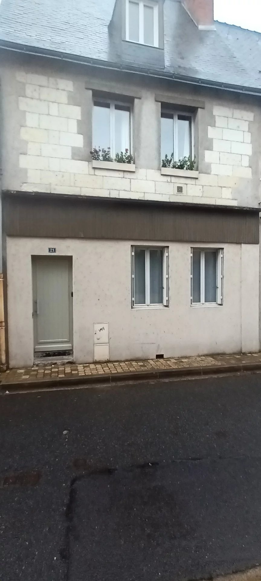T2 DUPLEX MEUBLE TOURS-PAUL BERT