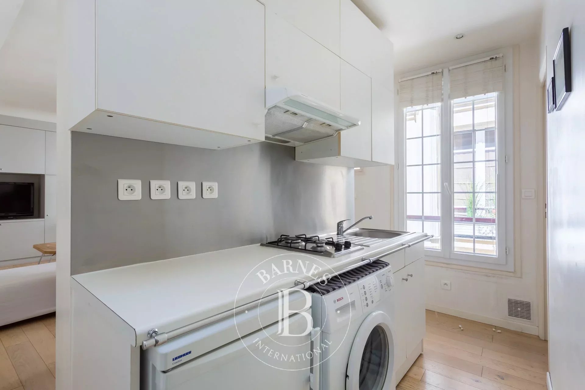 Daire Paris 3ème - picture 6