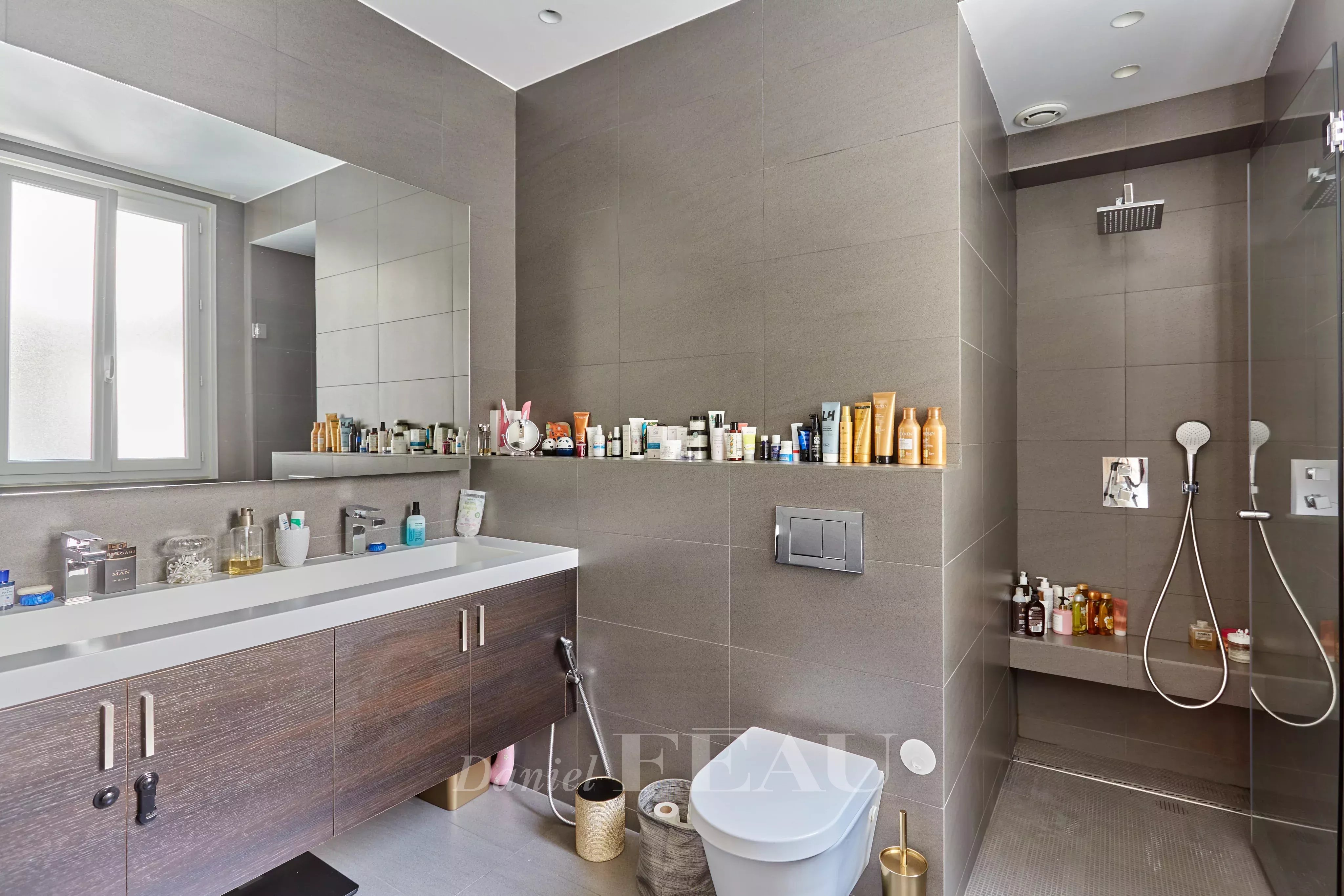 Sale Apartment Paris 16th