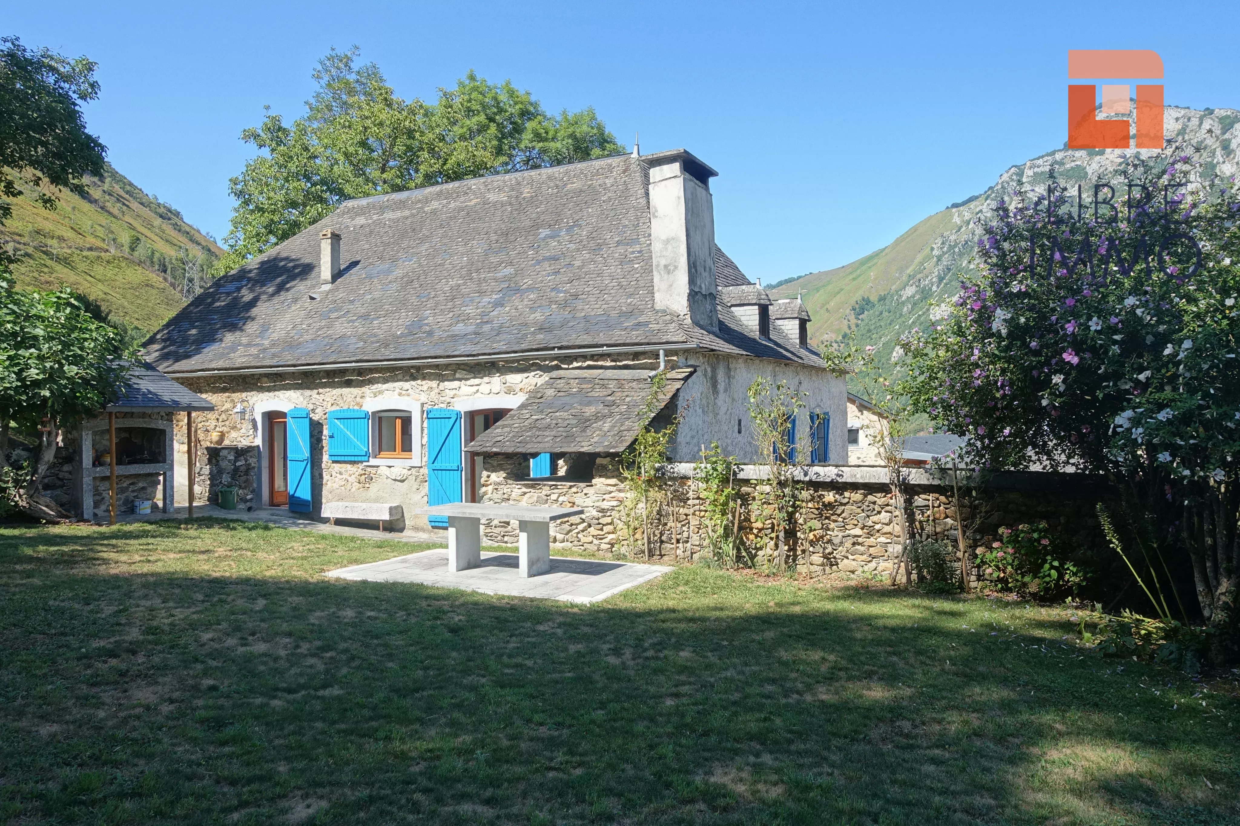 Belle maison de montagne rénovée avec vue exceptionnelle sur la vallée d’Ossau