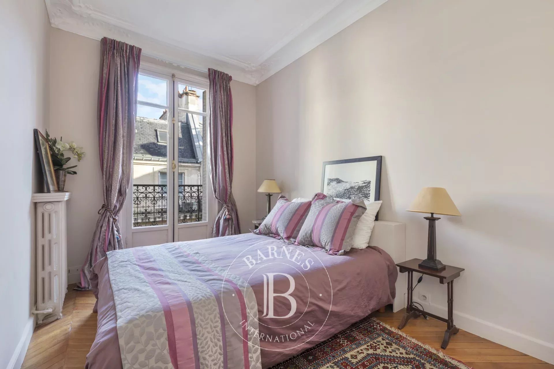 Daire Paris 8ème - picture 8