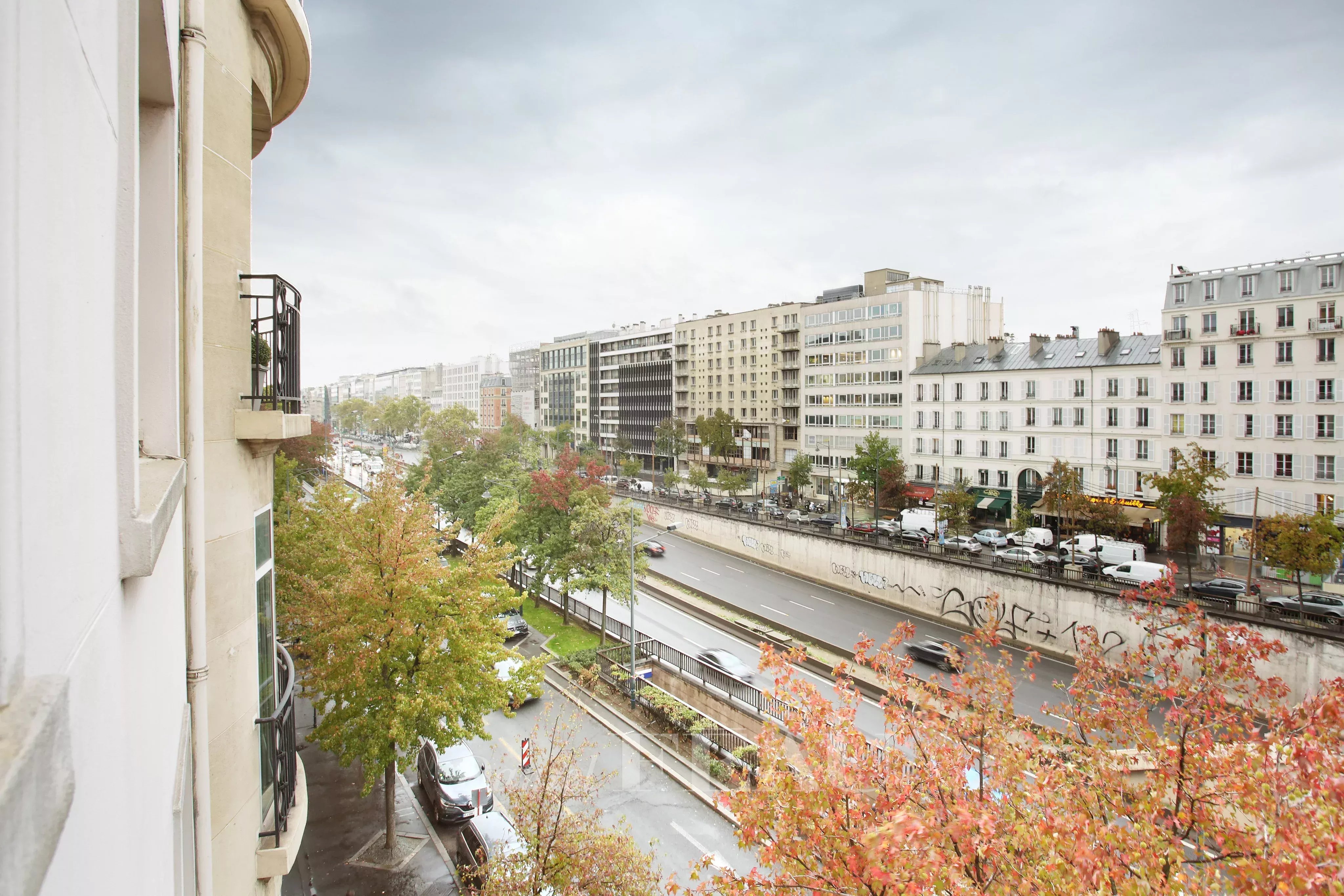 Rental Apartment Neuilly-sur-Seine