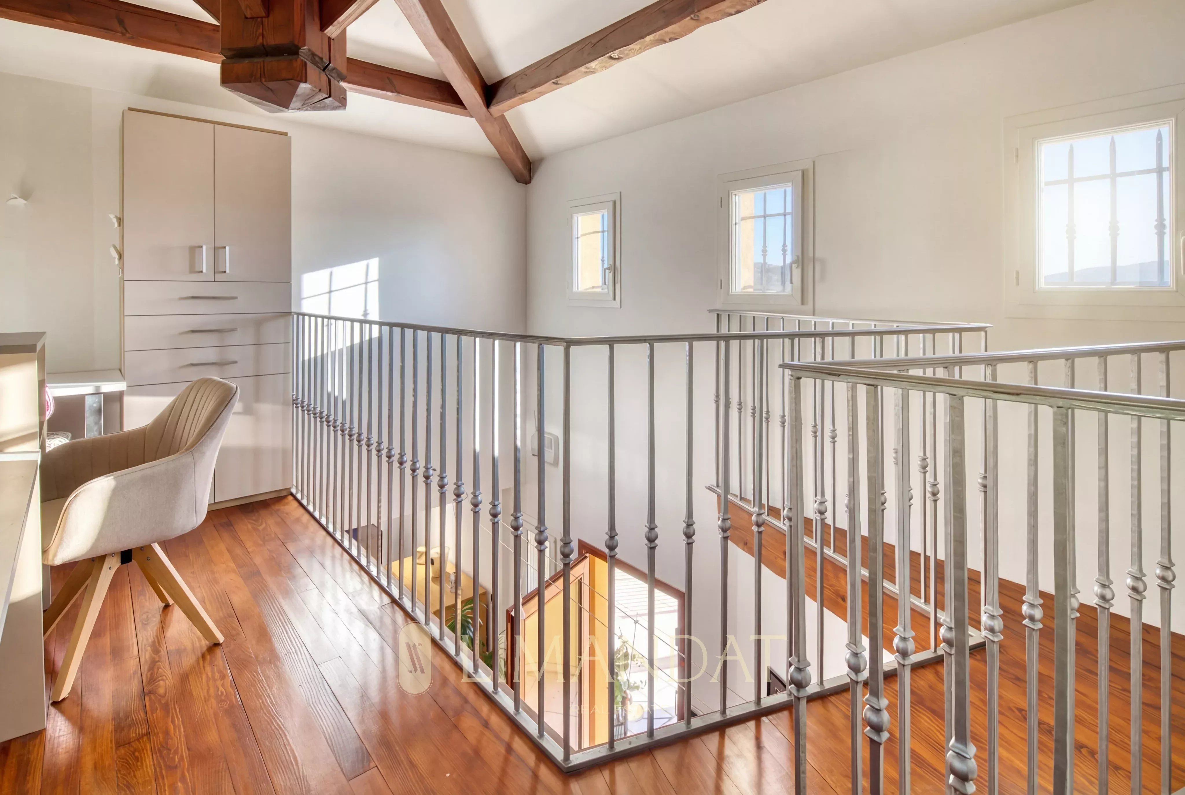 Beautiful villa with open views of the hills in Mougins