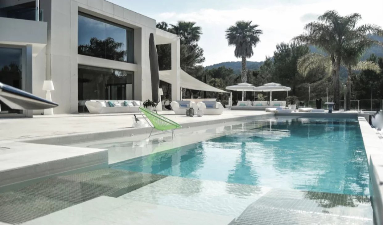 Ibiza - Location saisonnière - Propriété - Piscine - Jacuzzi