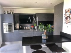 Superb 4 Rooms 100m² - Top Floor with Terrace Sea View -Le Cannet — photo 7 of 7