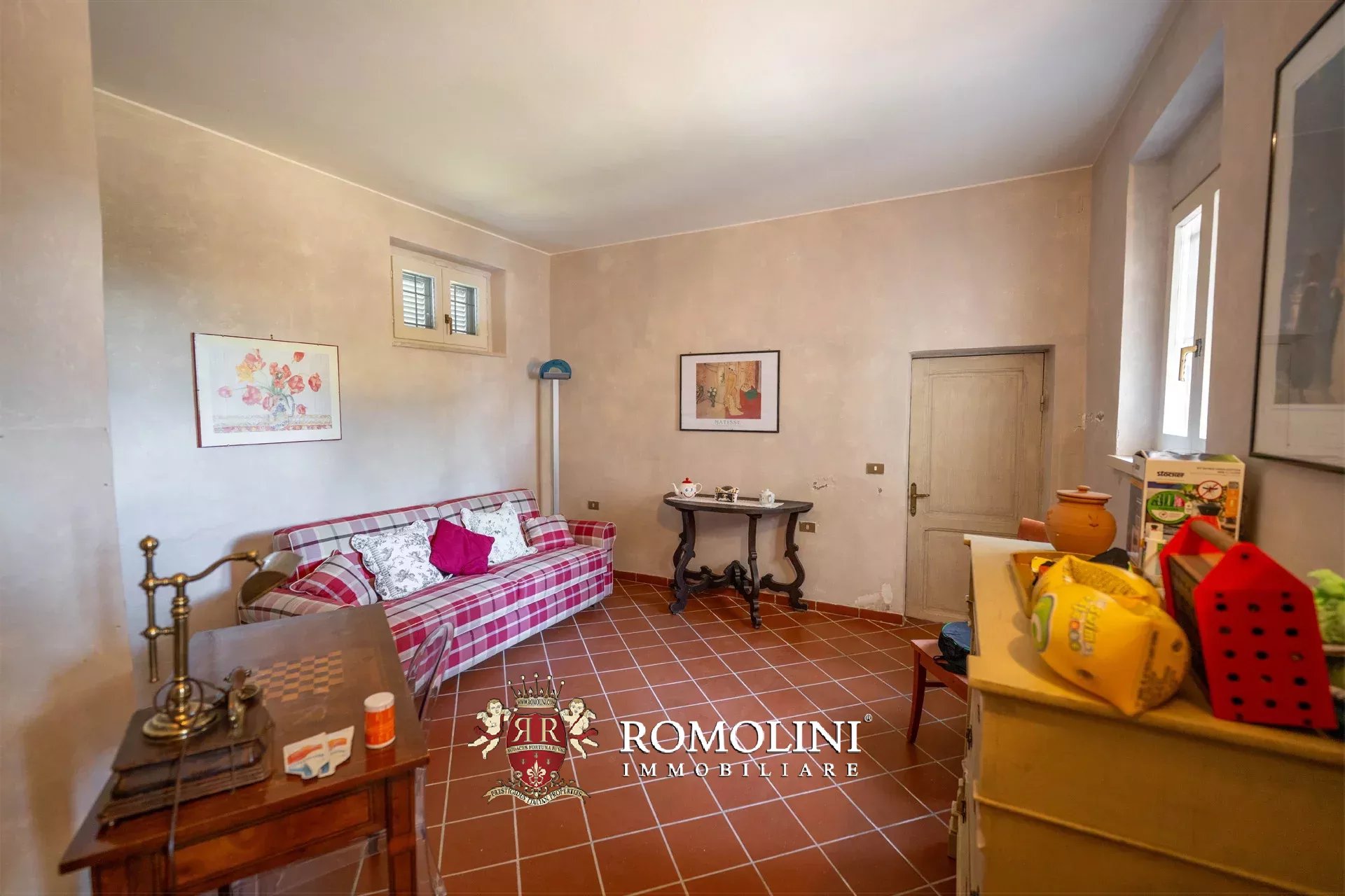 6 Bedroom Villa/Townhouse's Image 42