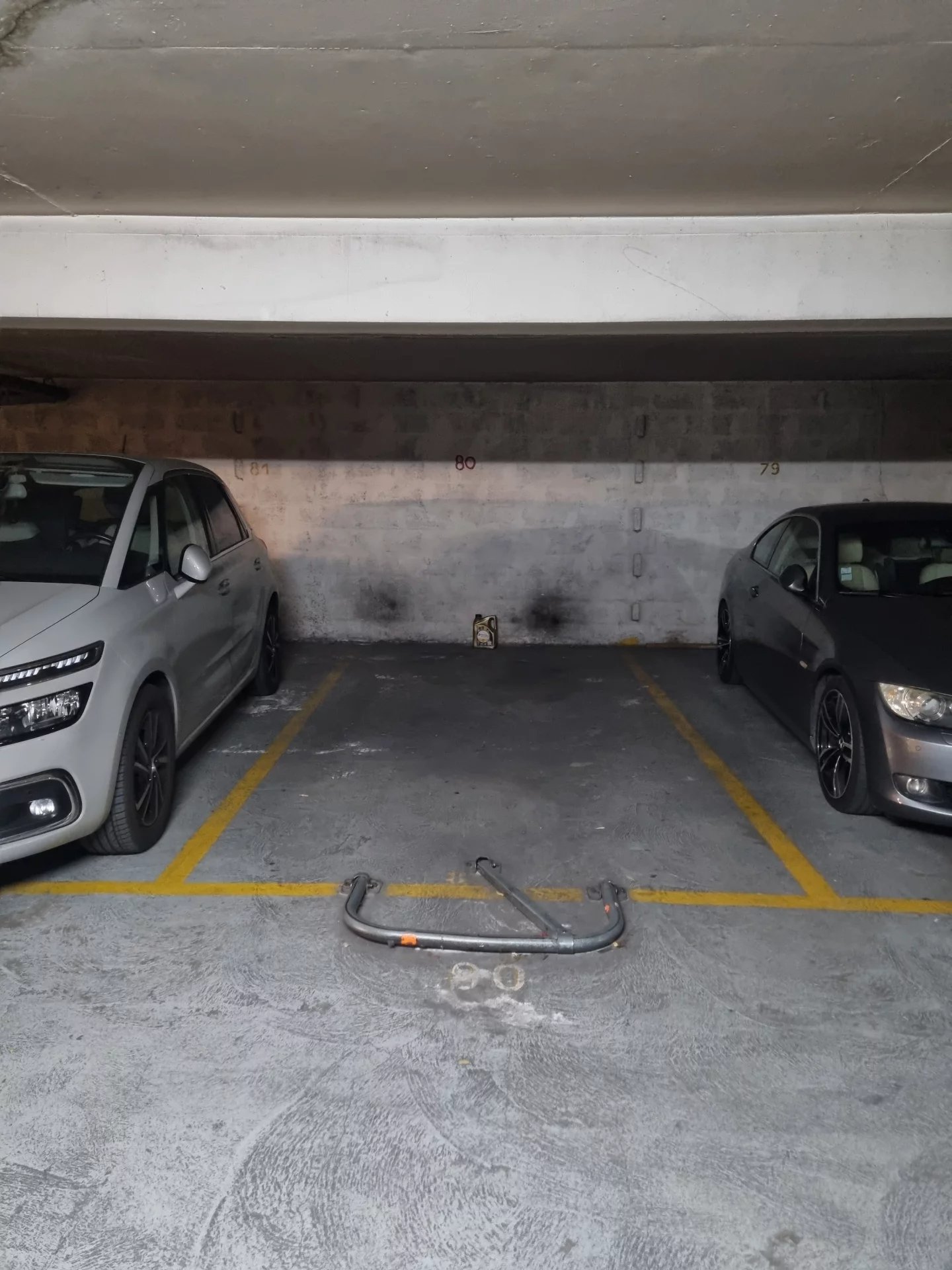 PARKING INTERIEUR PRIVATIF - VAUBAN