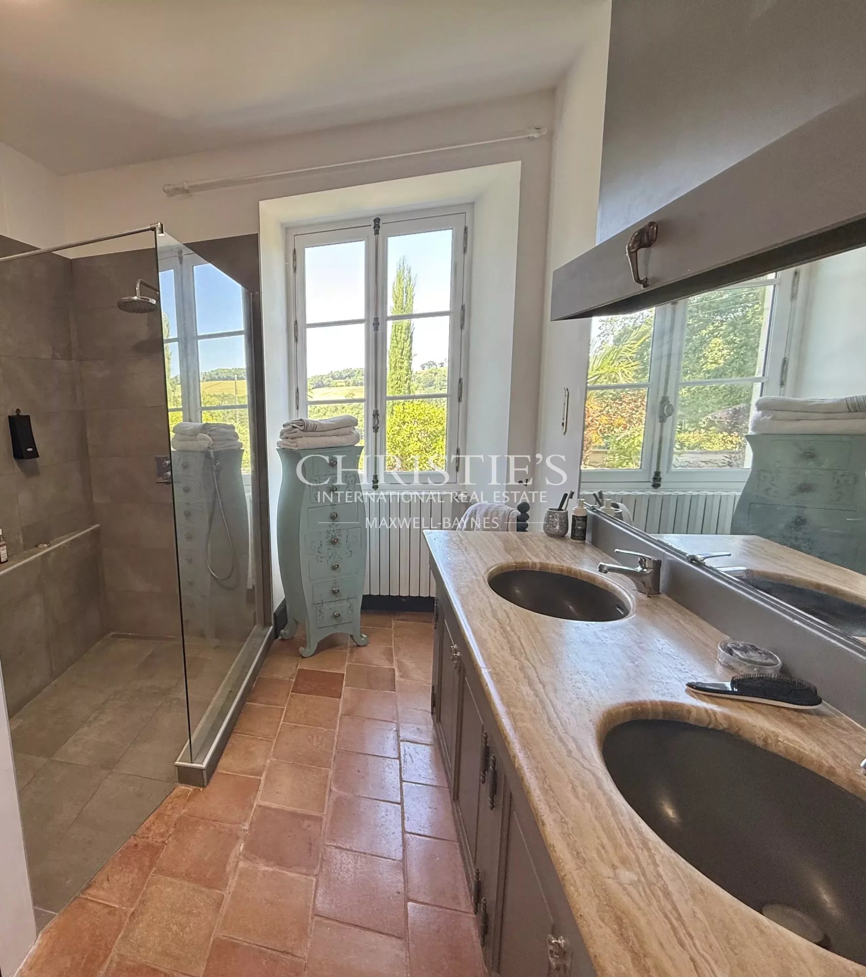 7 Bedroom Villa/Townhouse's Image 10