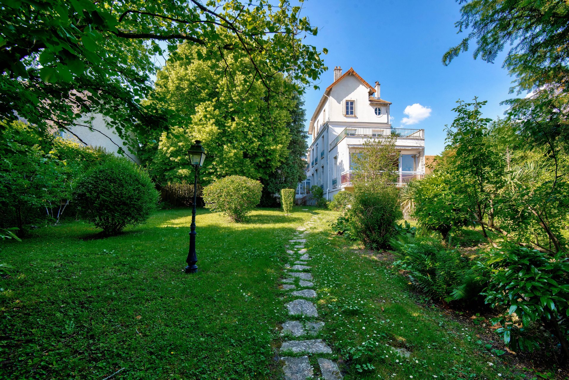 5 Bedroom Villa/Townhouse's Image 16