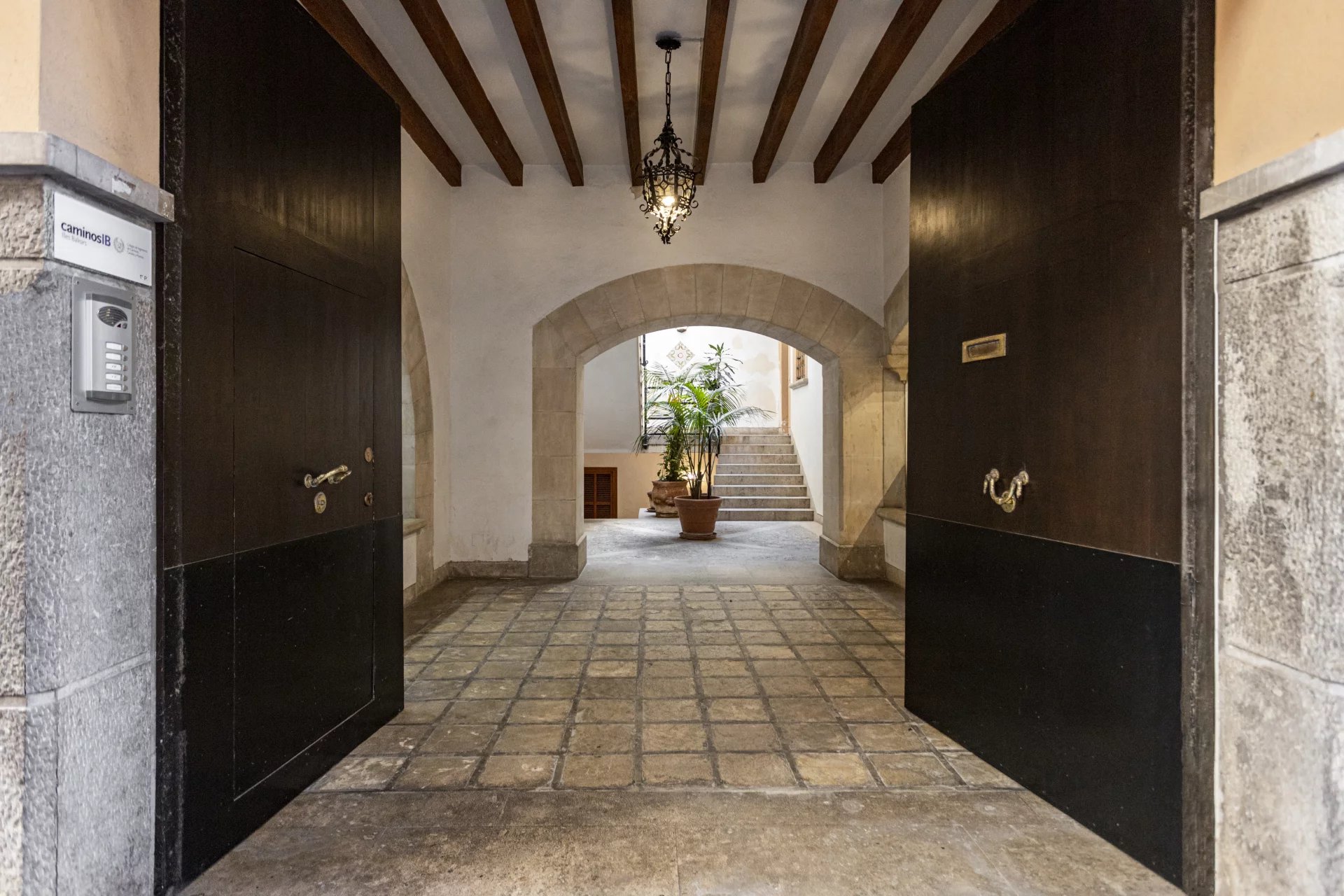 Palma Old Town Penthouse with Sea and Cathedral Views