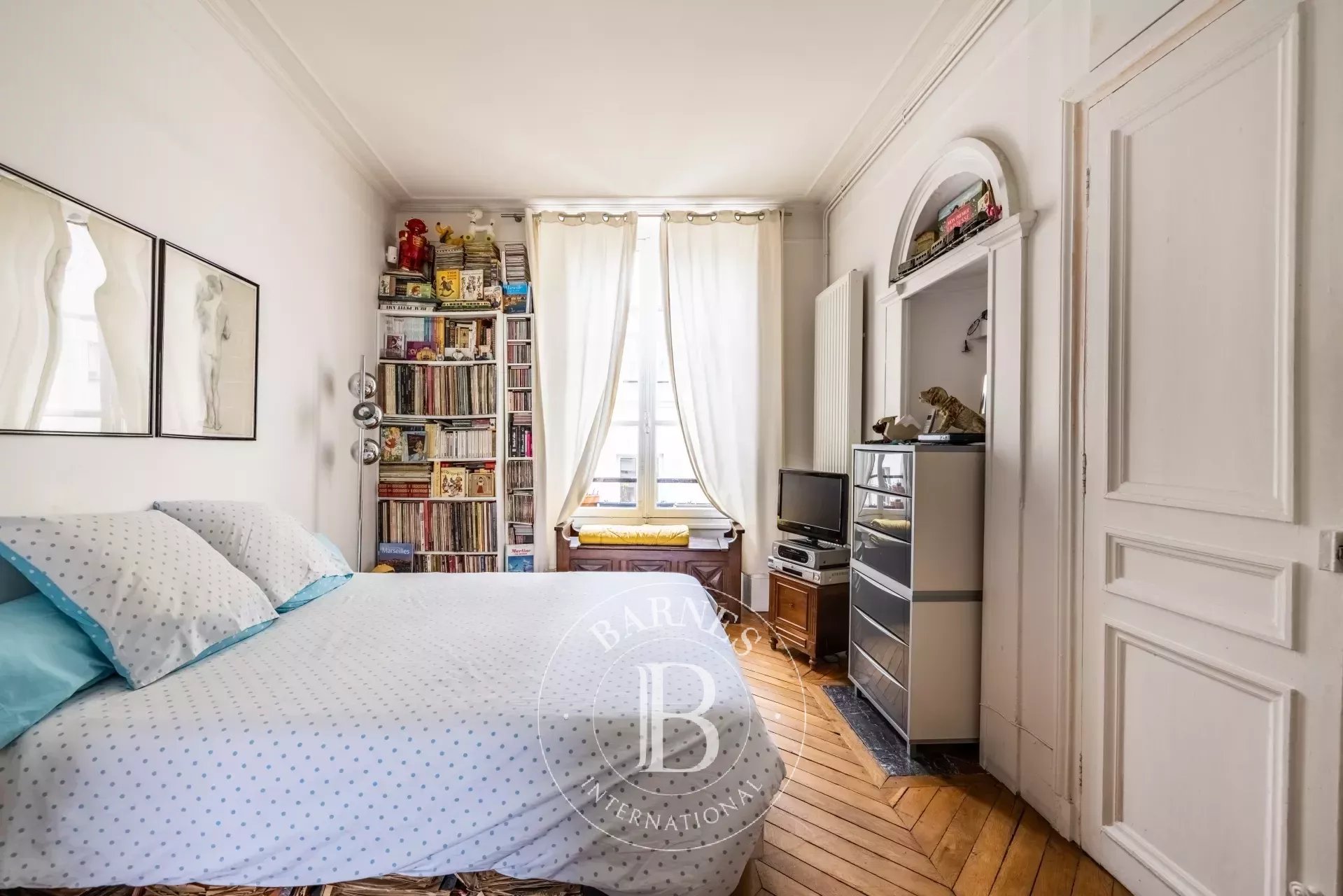 Daire Paris 3ème - picture 5