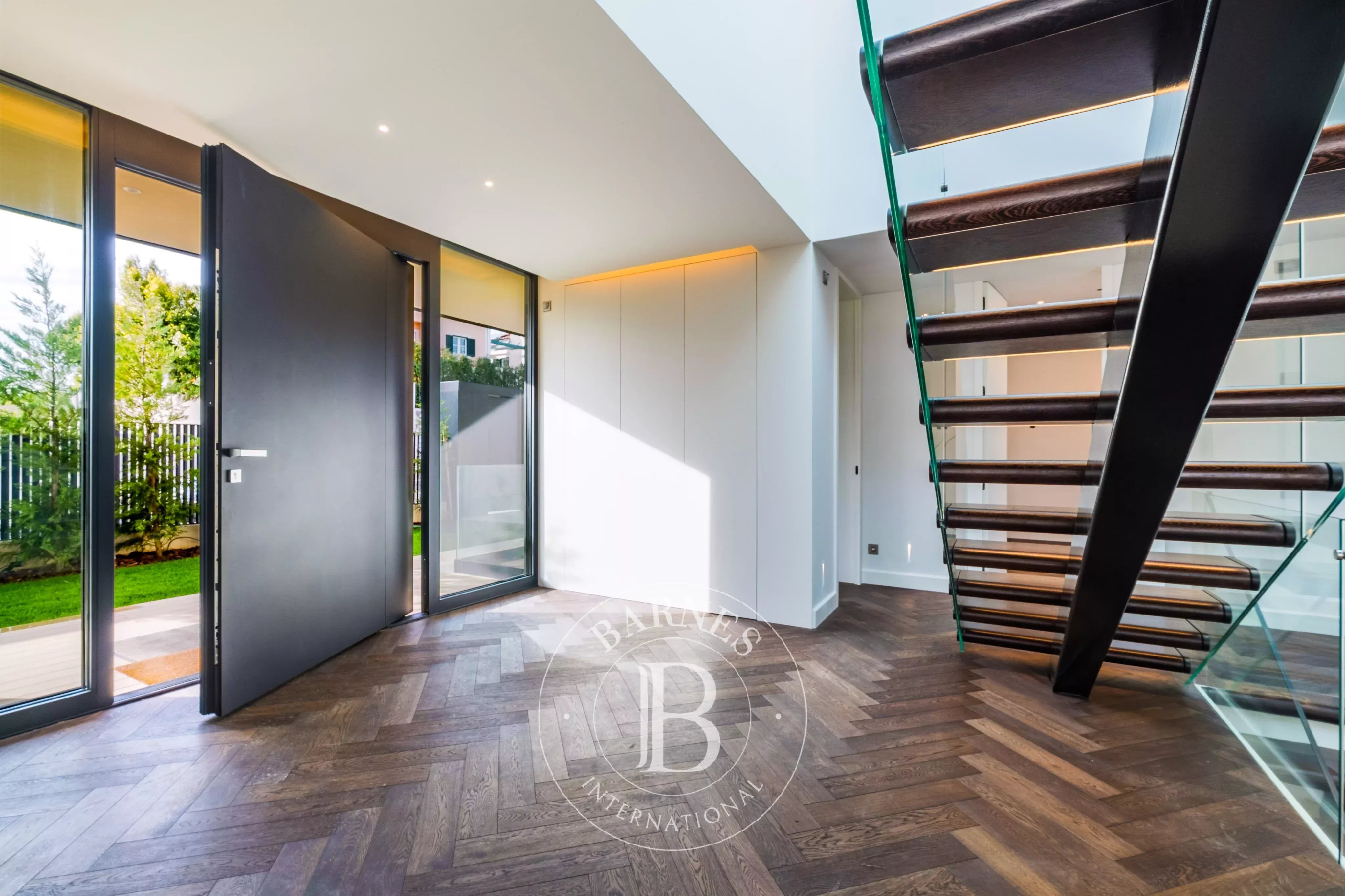 Contemporary villa in Cascais