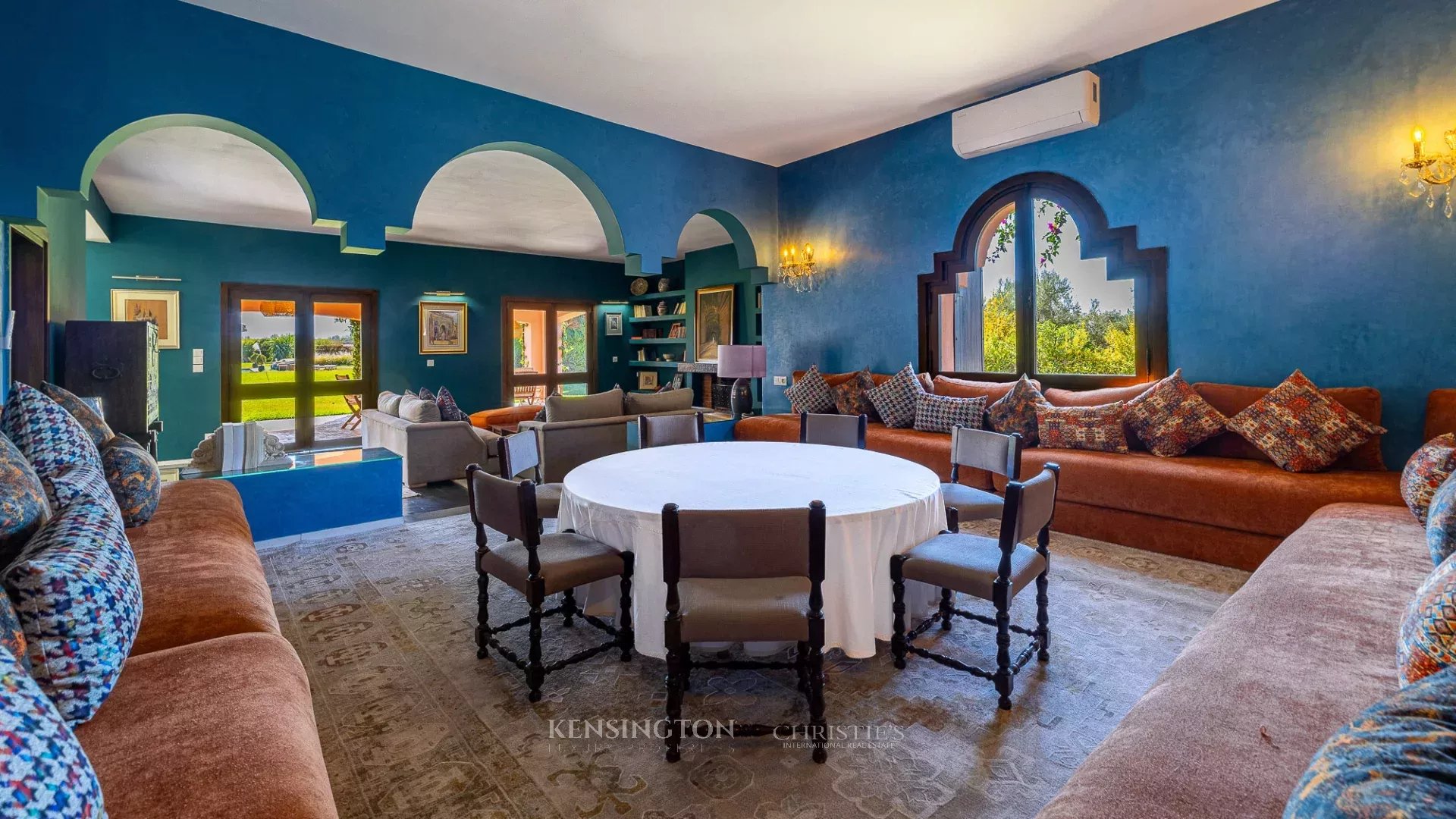 5 Bedroom Villa/Townhouse's Image 11