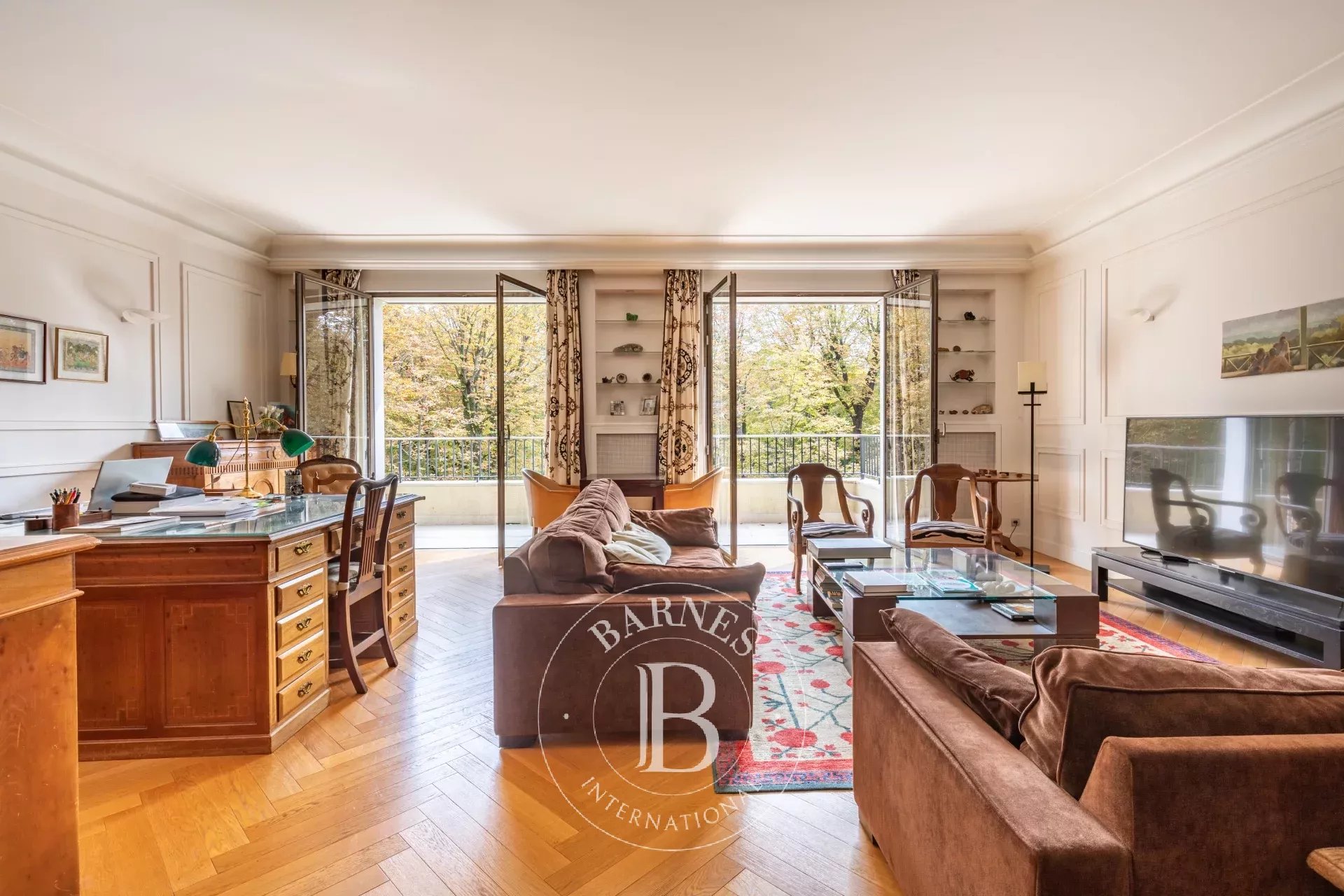 Off- Market - Muette/Avenue Raphaël - 2-bedroom apartment