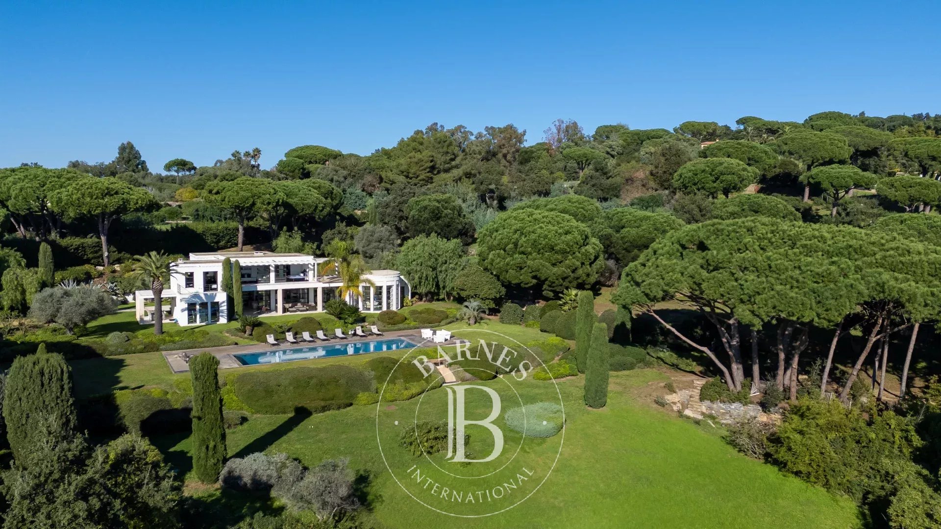 RAMATUELLE - LA QUESSINE - EXCEPTIONAL PROPERTY WITH SEA VIEW - picture 9 title=