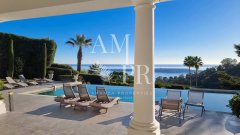 Luxury Villa for Sale in Super Cannes | Panoramic Sea View Estate — photo 4 of 7
