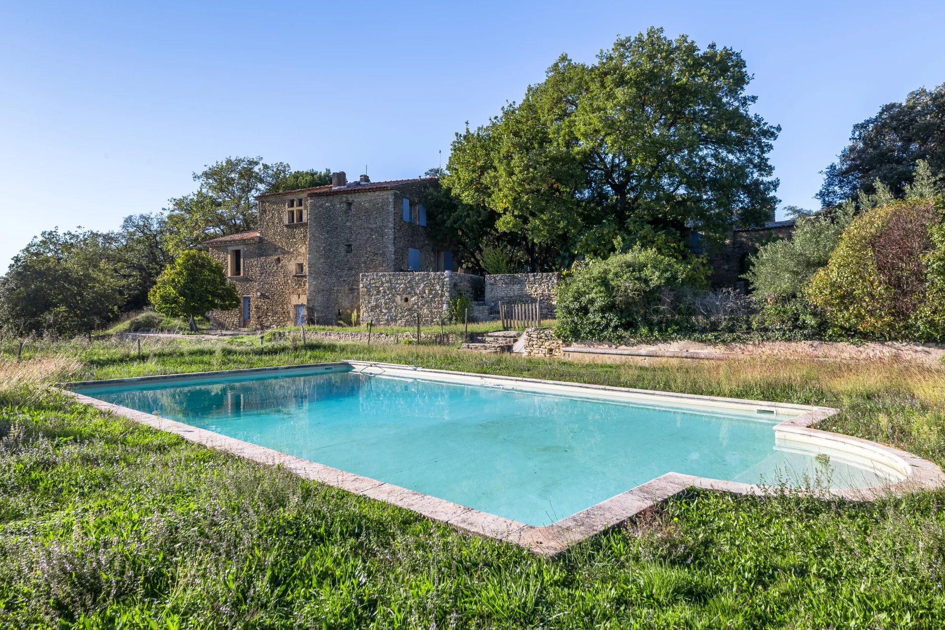 Sale Property Cucuron