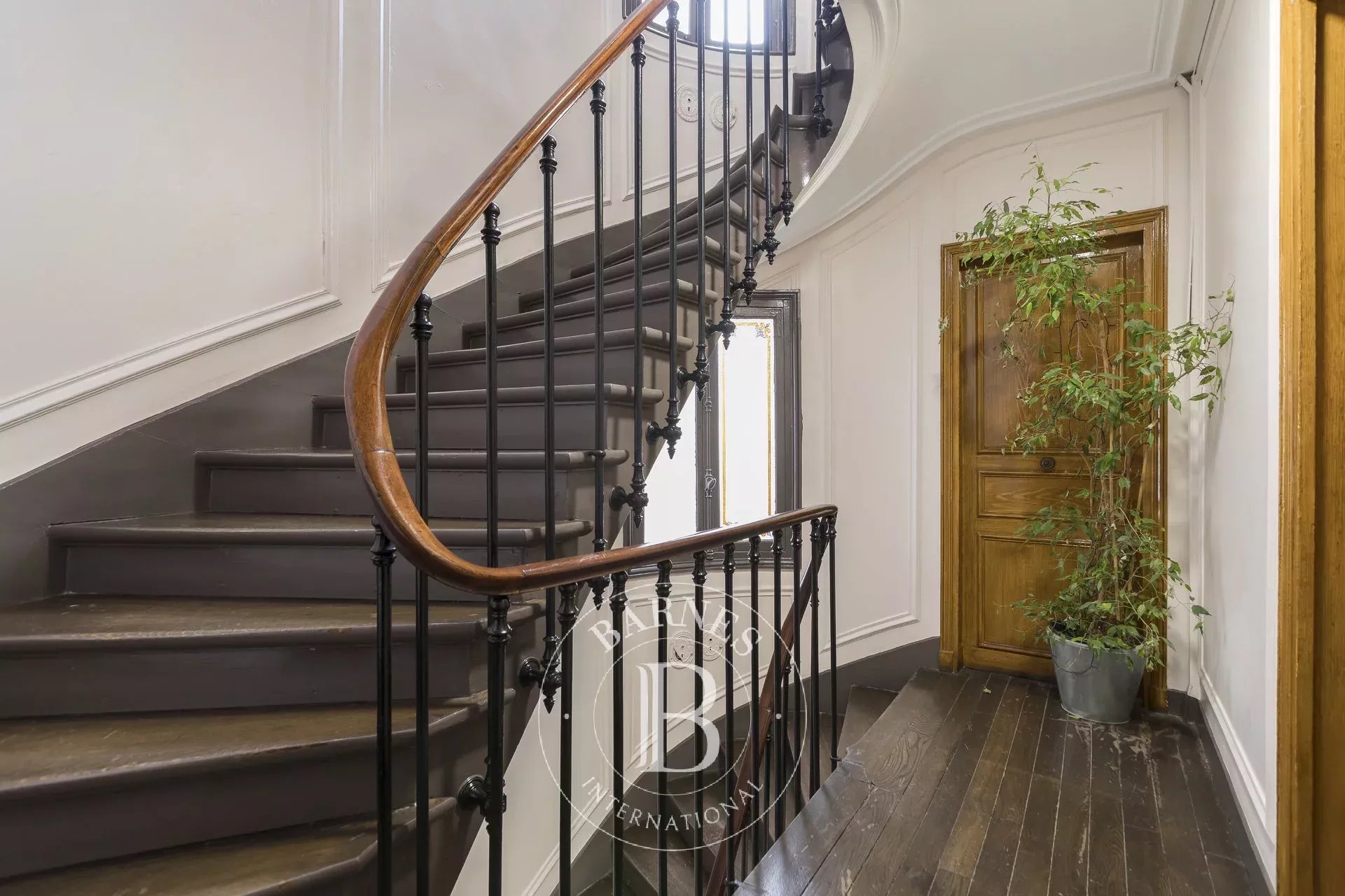 Daire Paris 10ème - picture 8