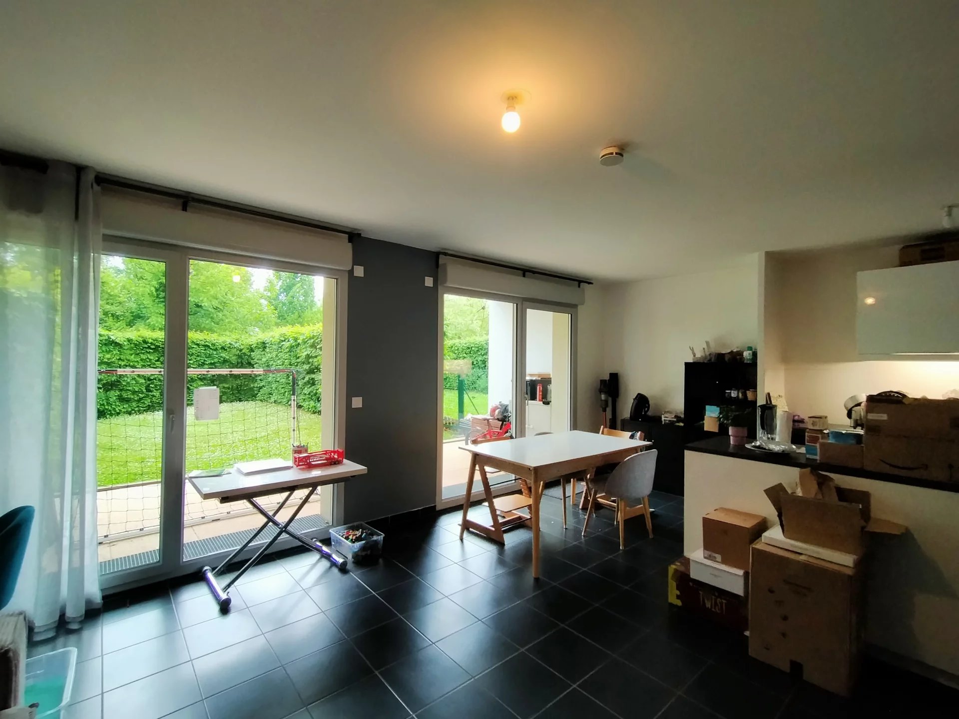 482322 Location Albigny-sur-Saône