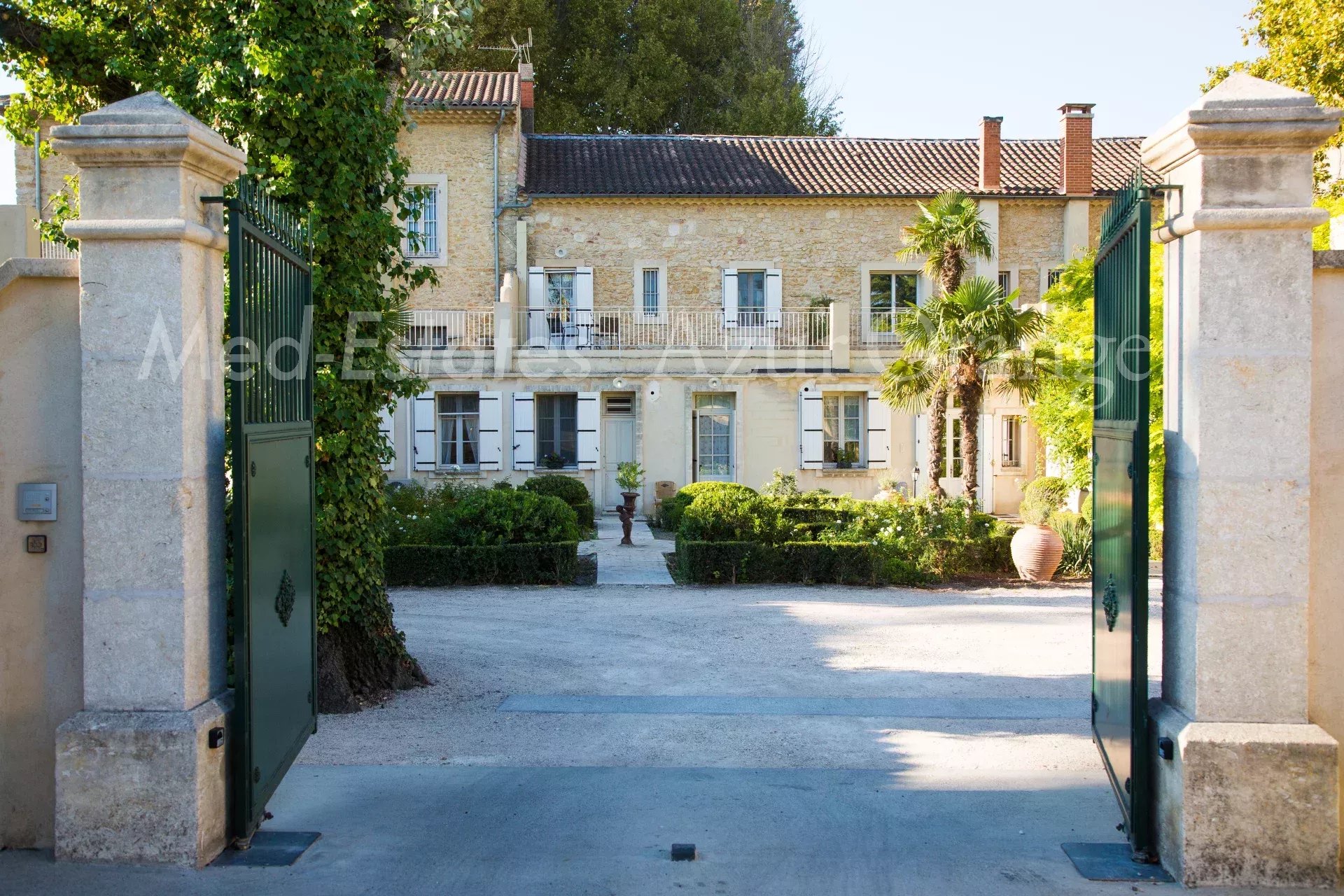 Agence immobilière de Med-Estates Saint Tropez