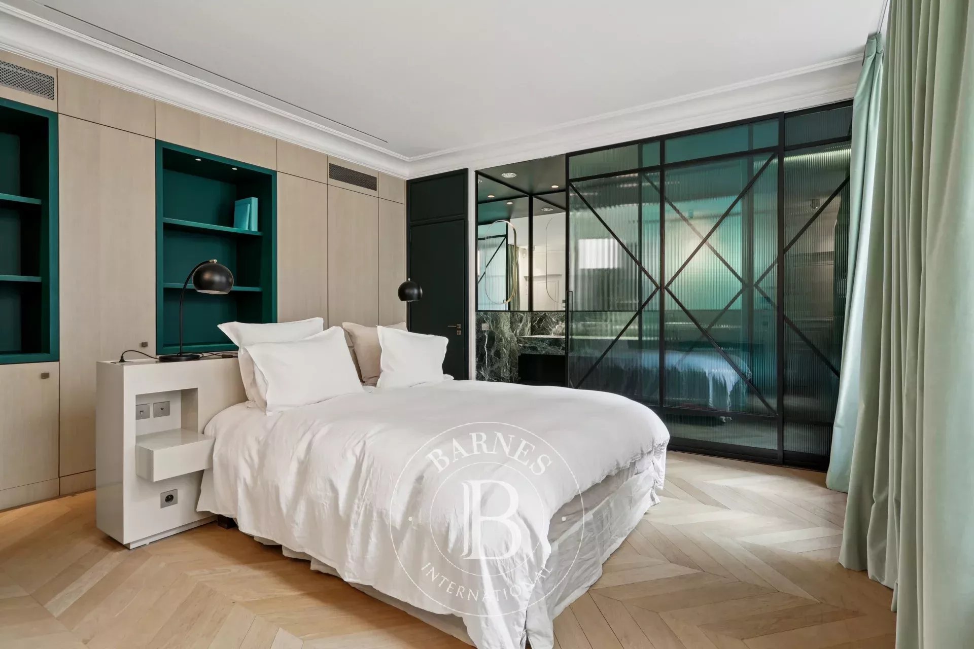 Daire Paris 7ème - picture 10