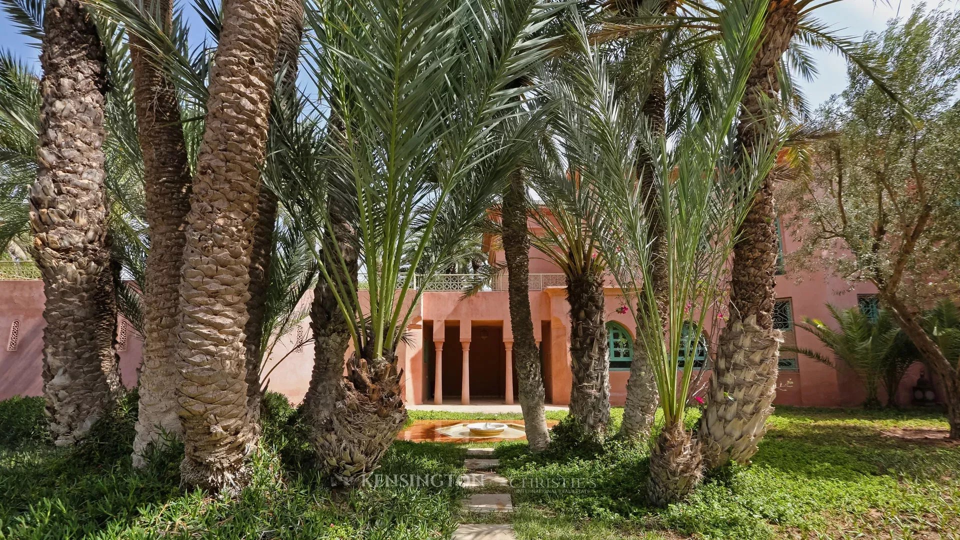 10 Bedroom Villa/Townhouse's Image 10