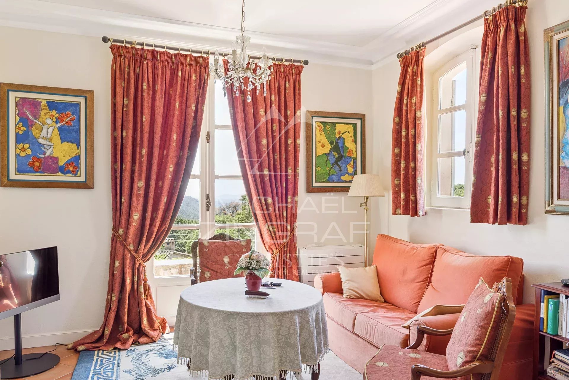 4 Bedroom Villa/Townhouse's Image 6