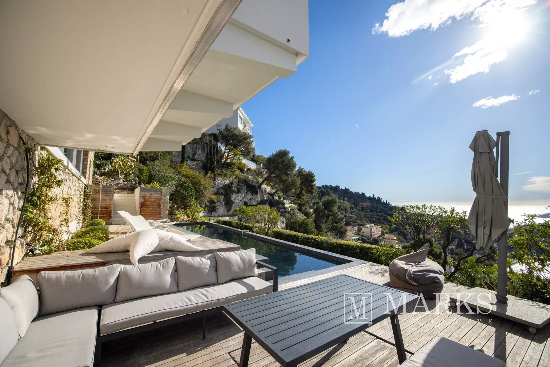 Agence immobilière de 