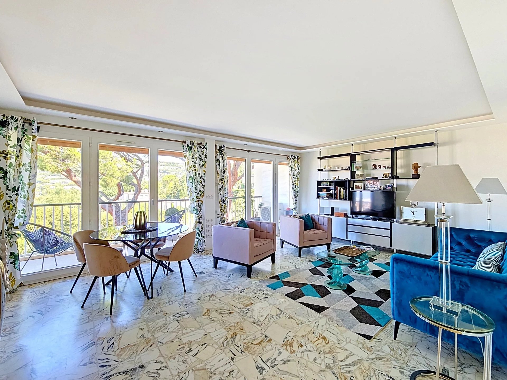 Agence immobilière de AZUR ACT IMMOBILIER