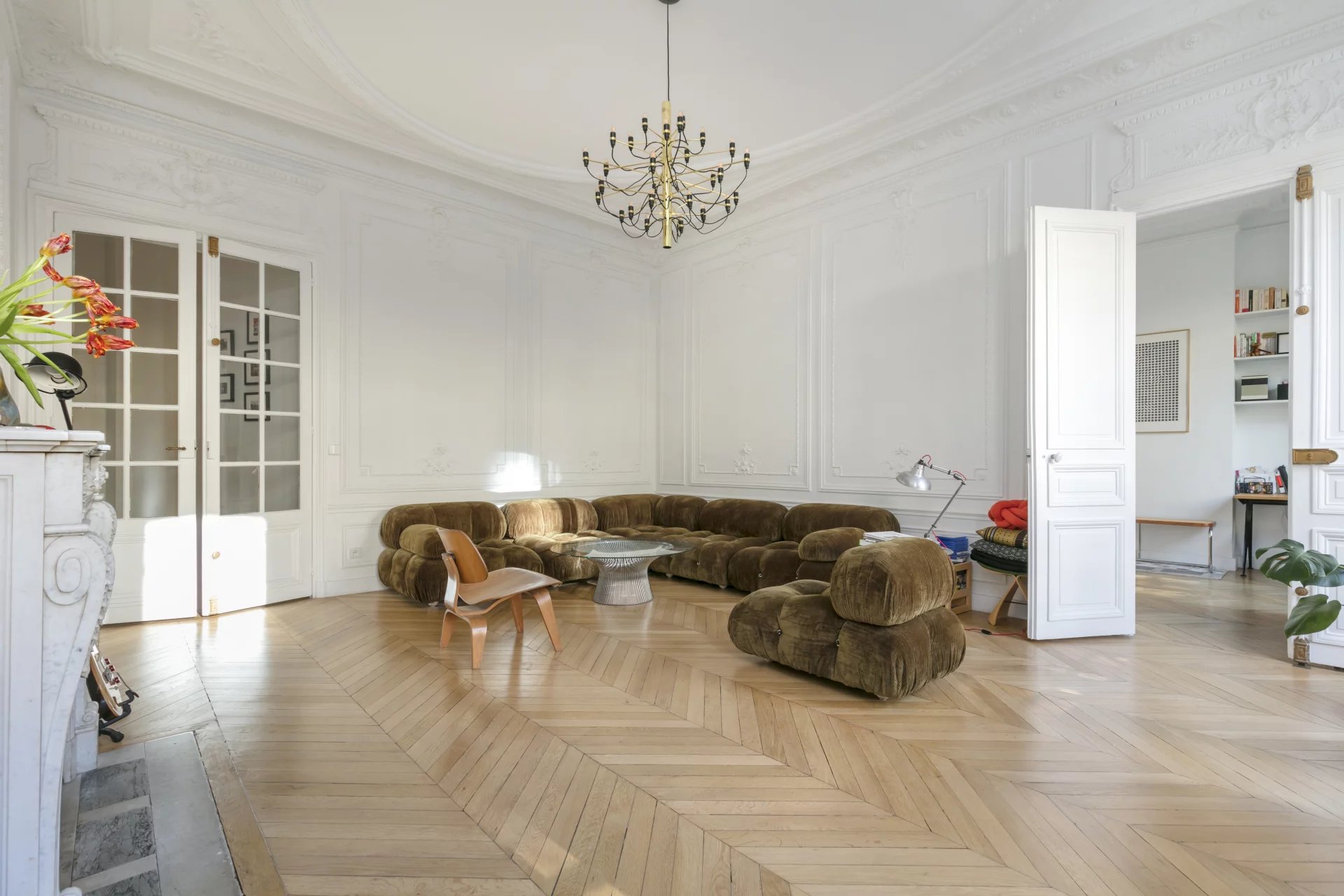 Piso Paris 8ème - picture 3