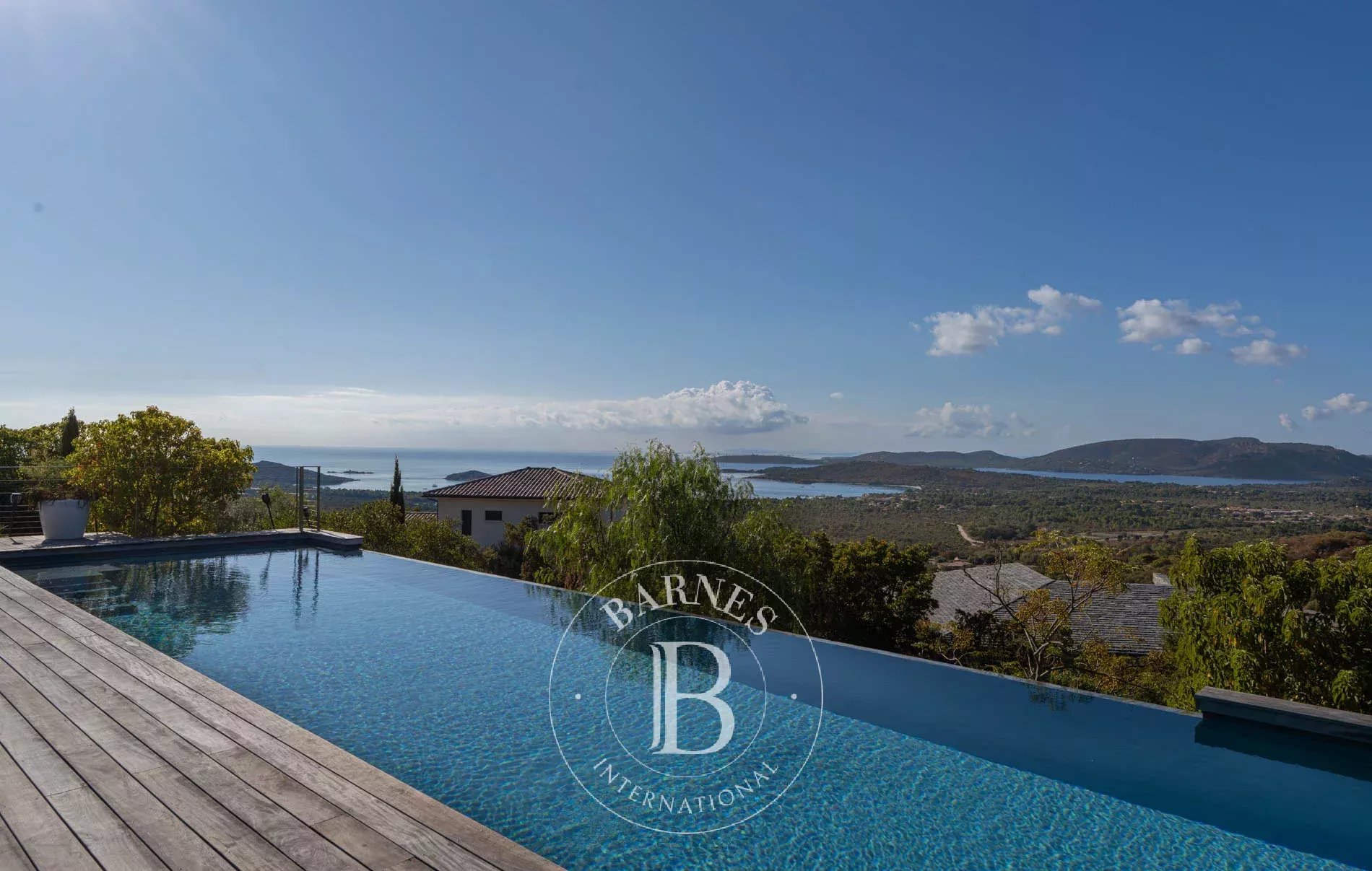 Sainte-Lucie-de-Porto-Vecchio  - Villa  - picture 2