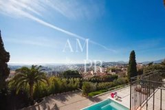 Luxury Villa Le Cannet | 6-Bed Stone Estate with Sea Views — photo 2 of 7