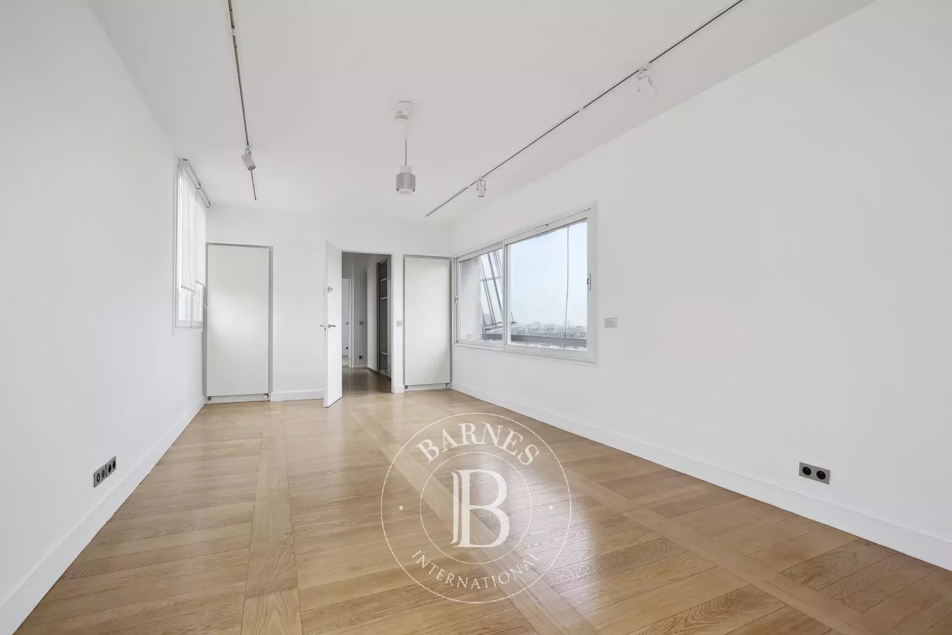 Daire Paris 8ème - picture 7