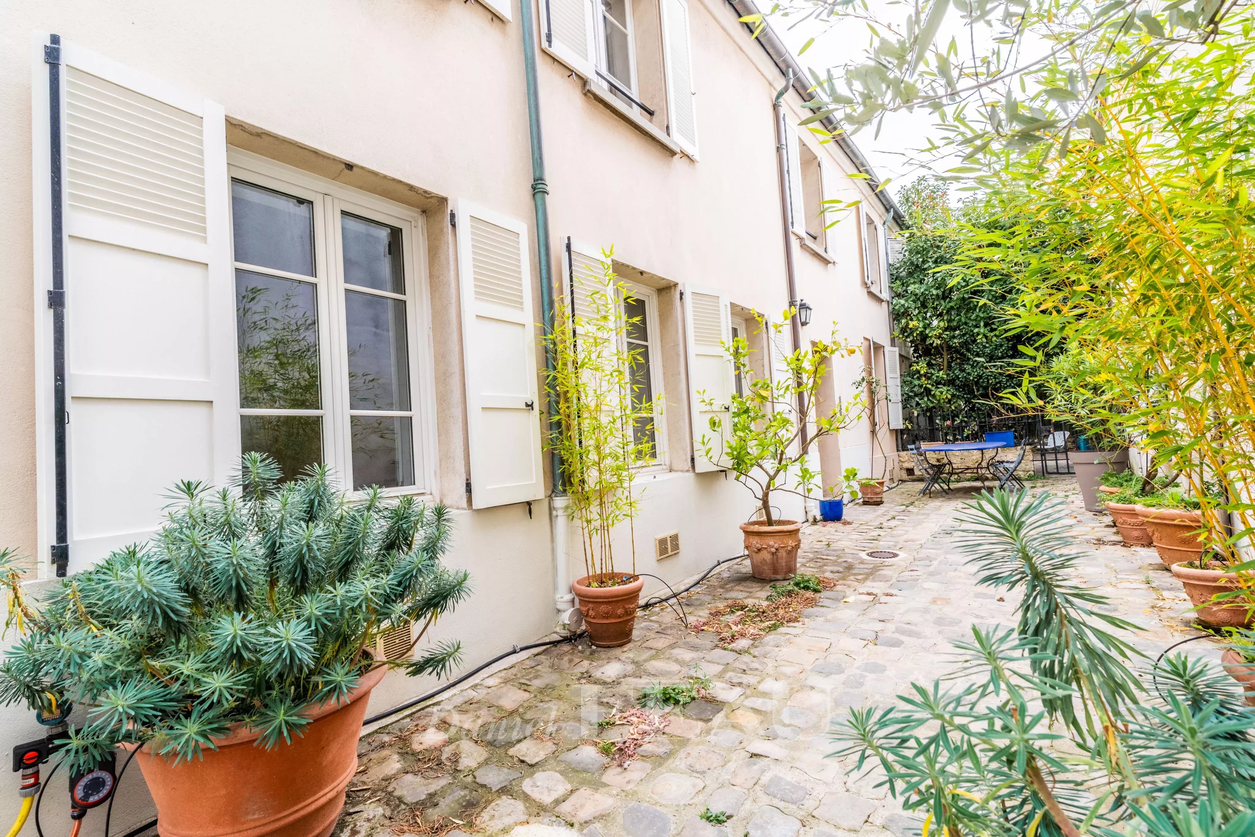 Boulogne North - Old house - 5 bedrooms.