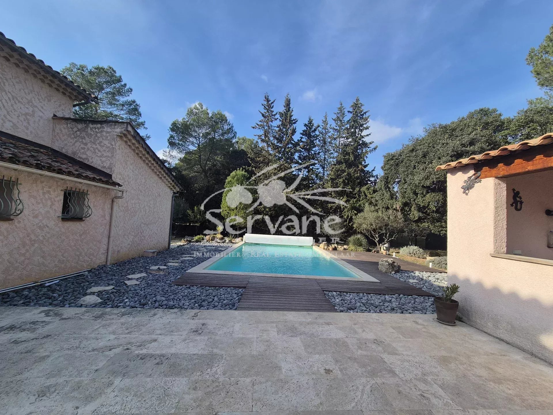 LORGUES CHARMING MAS IN PROVENCE WITH POOL