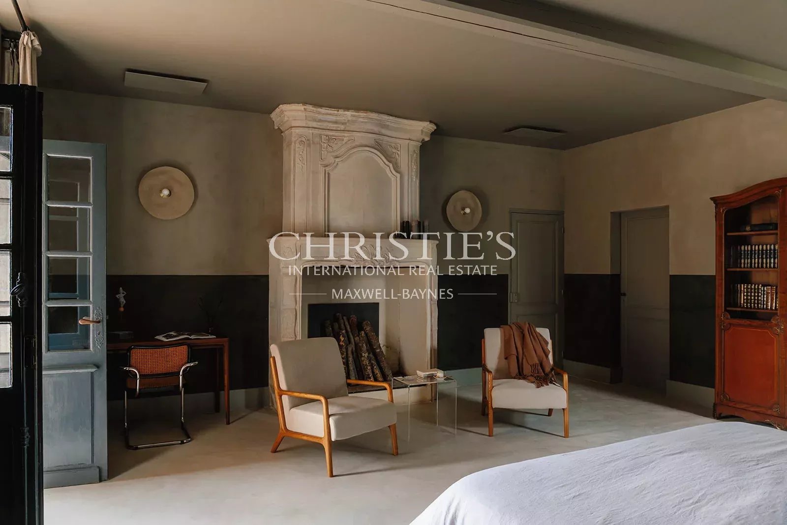 10 Bedroom Chateau's Image 11