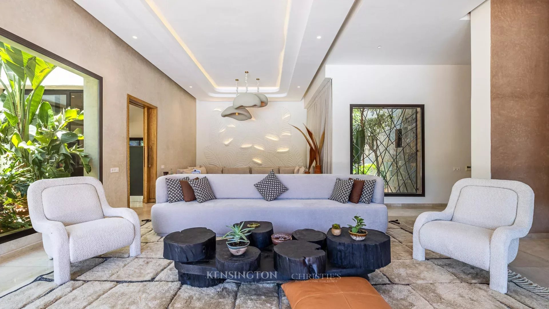 5 Bedroom Villa/Townhouse's Image 10