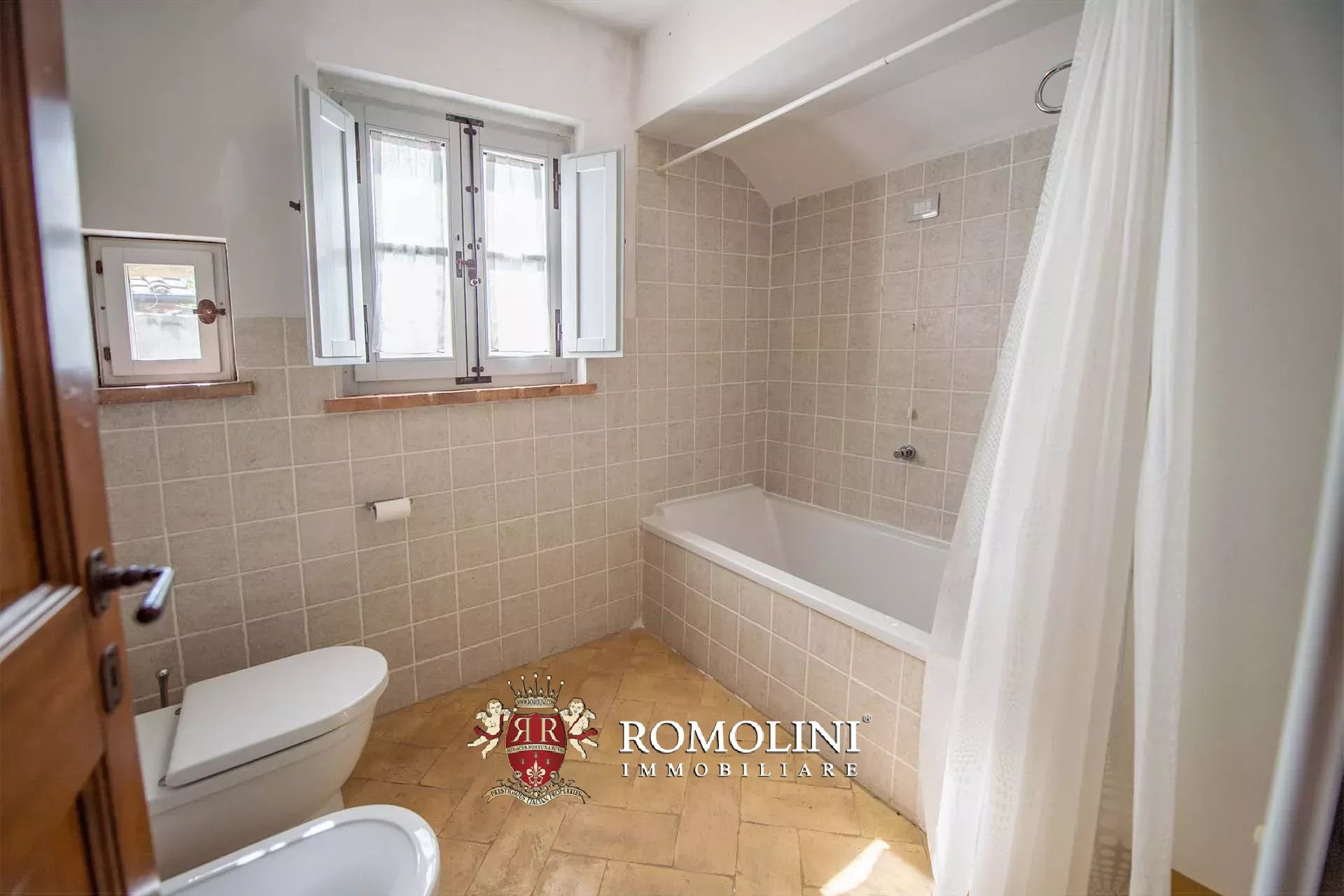 25 Bedroom Villa/Townhouse's Image 74