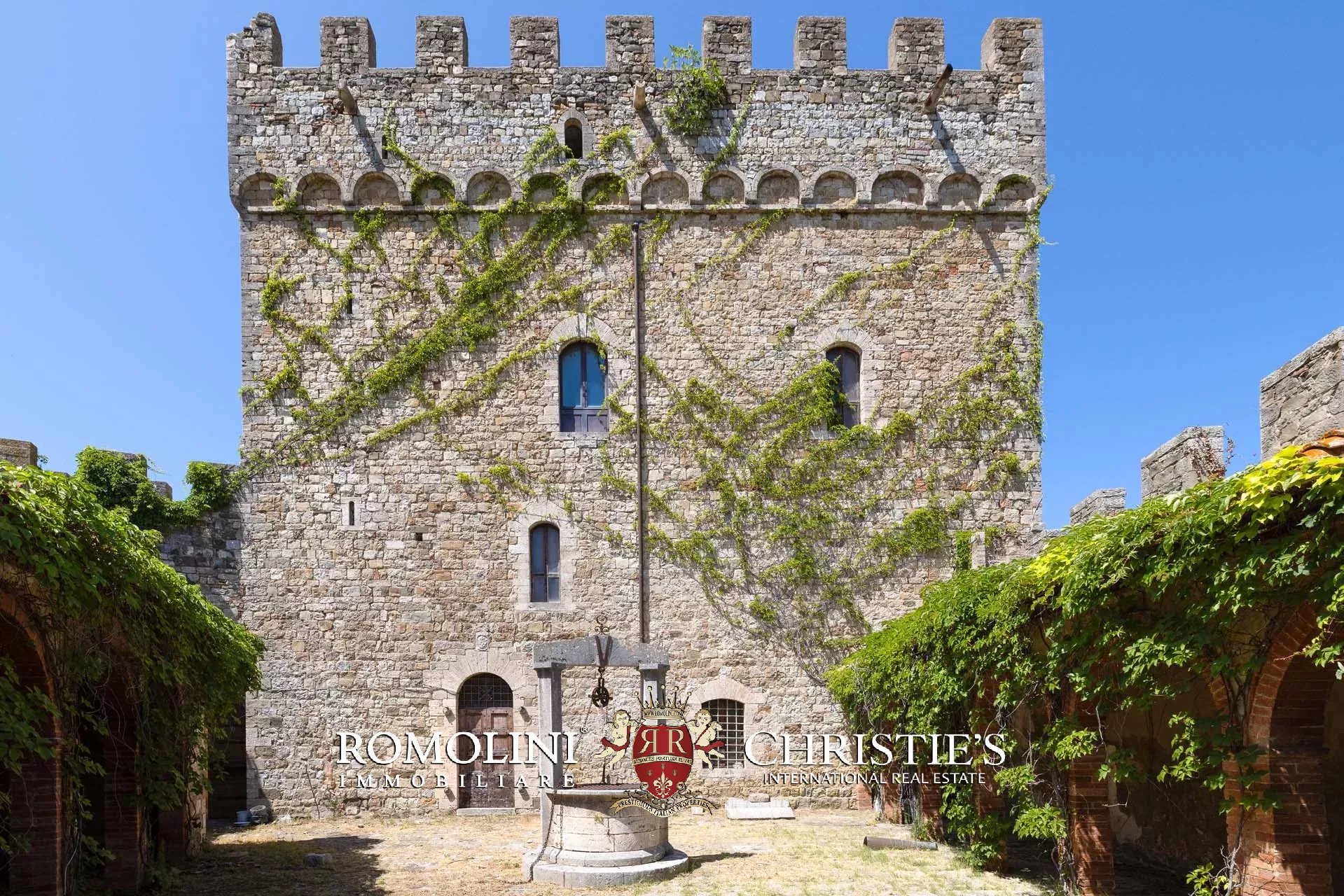 37 Bedroom Chateau's Image 19