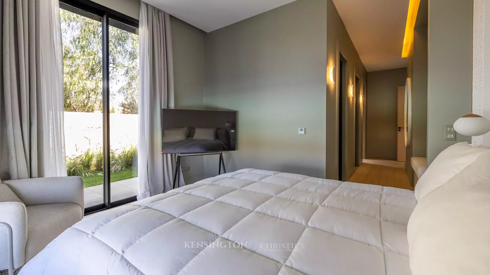 4 Bedroom Villa/Townhouse's Image 10