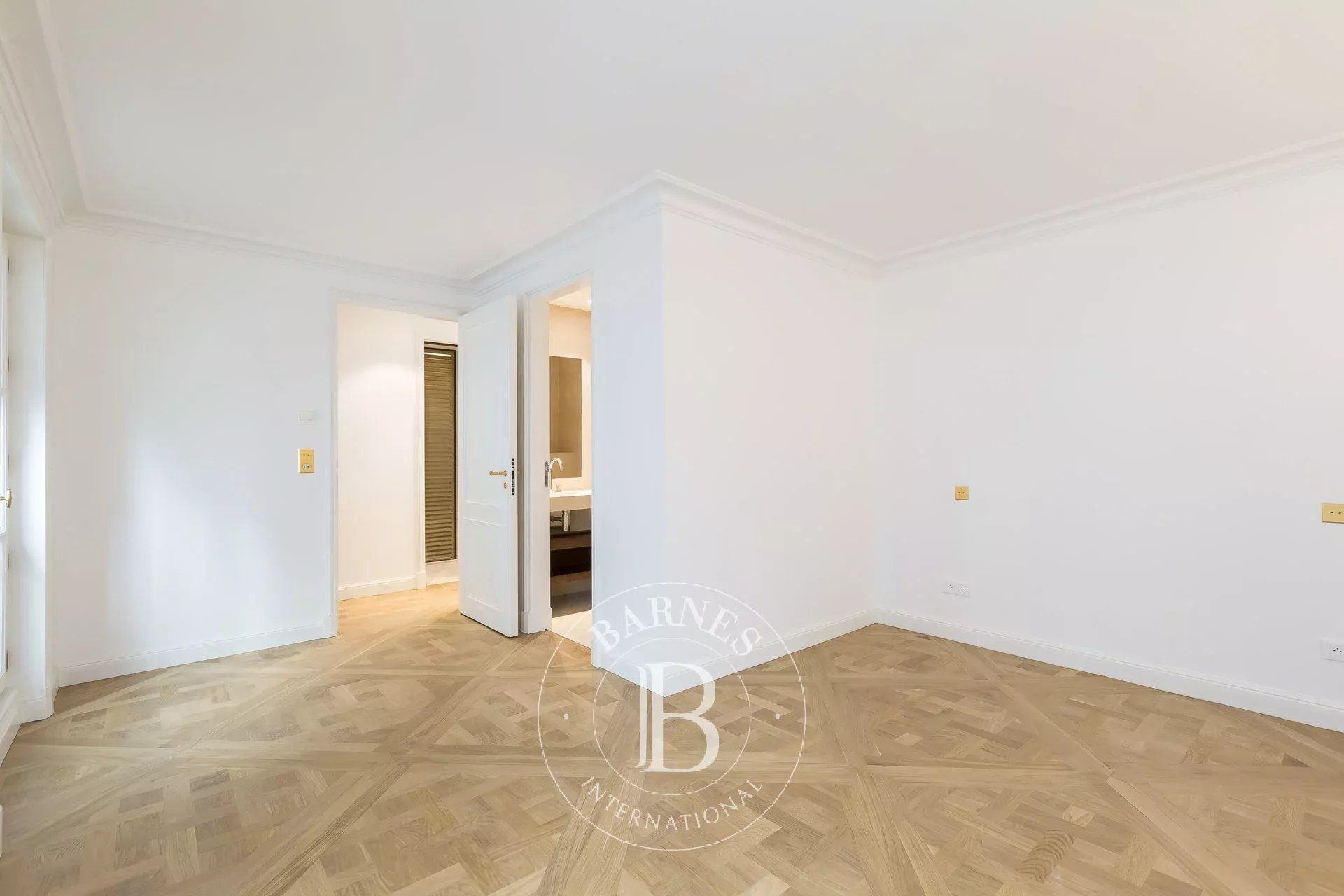 Daire Paris 7ème - picture 18