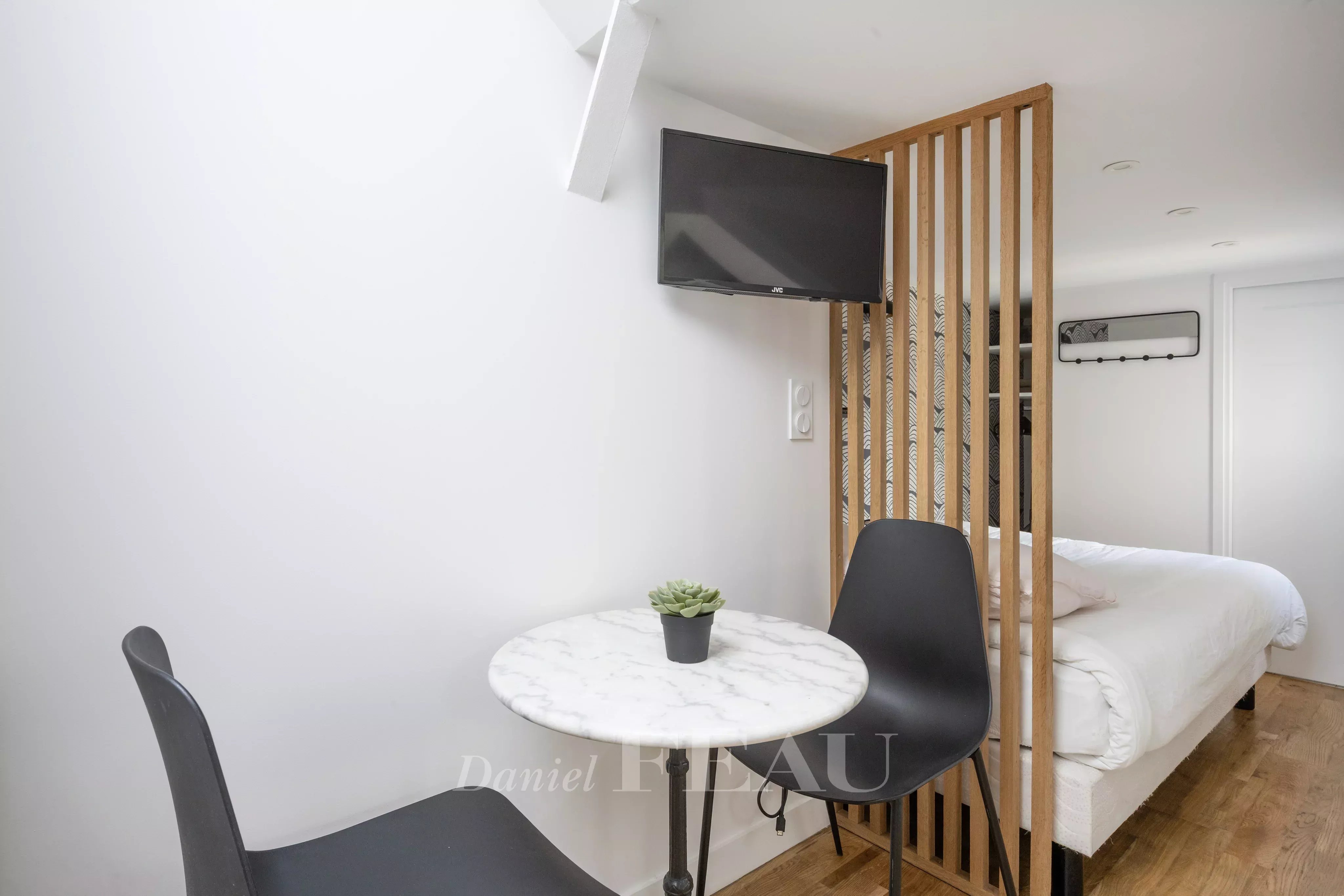 Sale Apartment Paris 1st