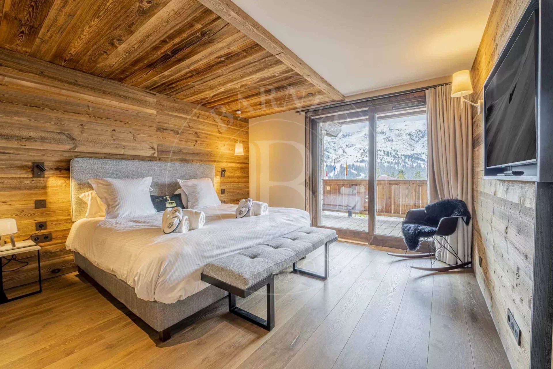 Méribel Superb 5-bedroom duplex apartment at Rond Point des Pistes