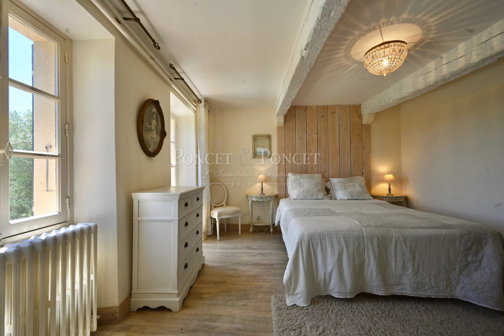 10 Bedroom Villa/Townhouse's Image 12