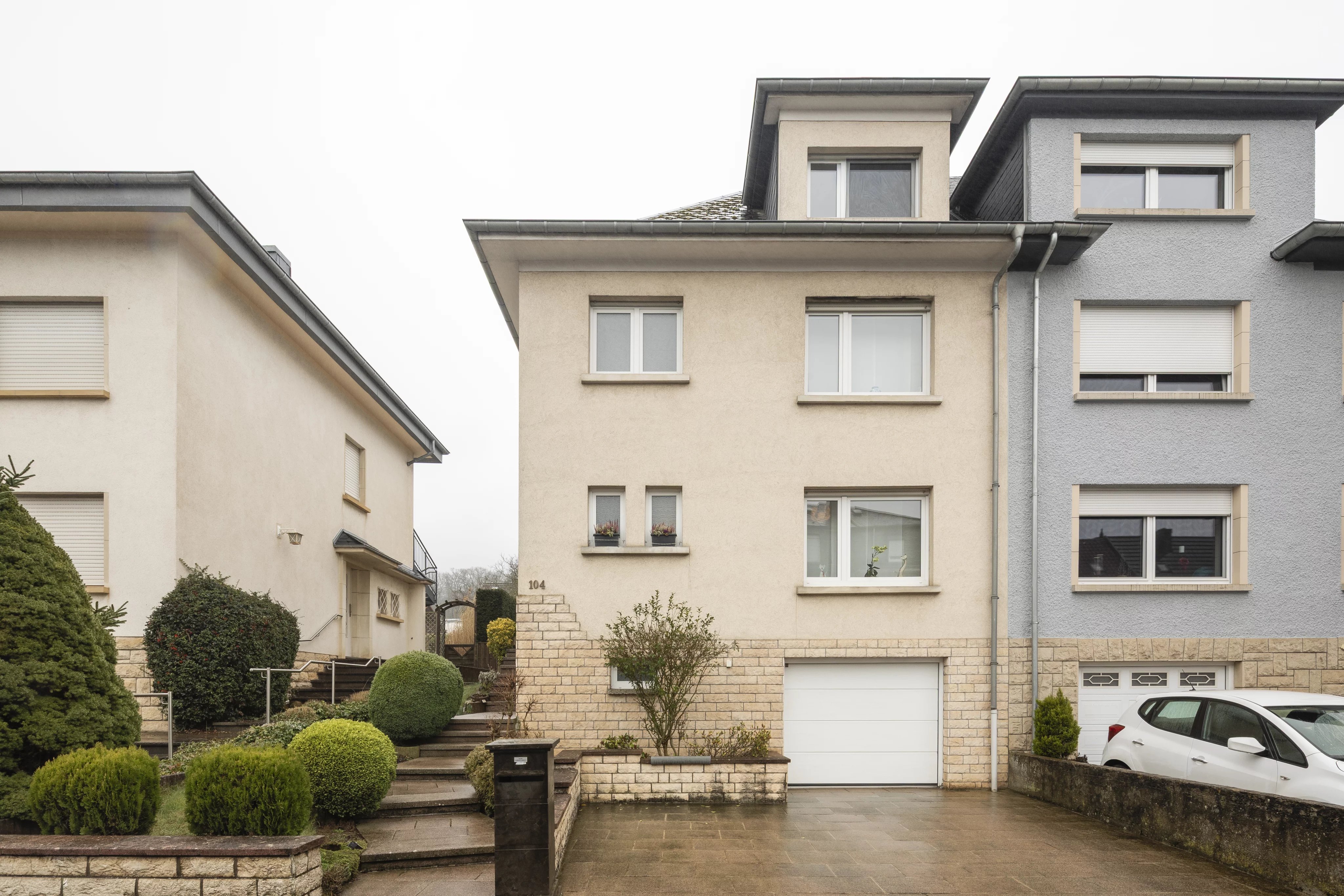 property-featured-image