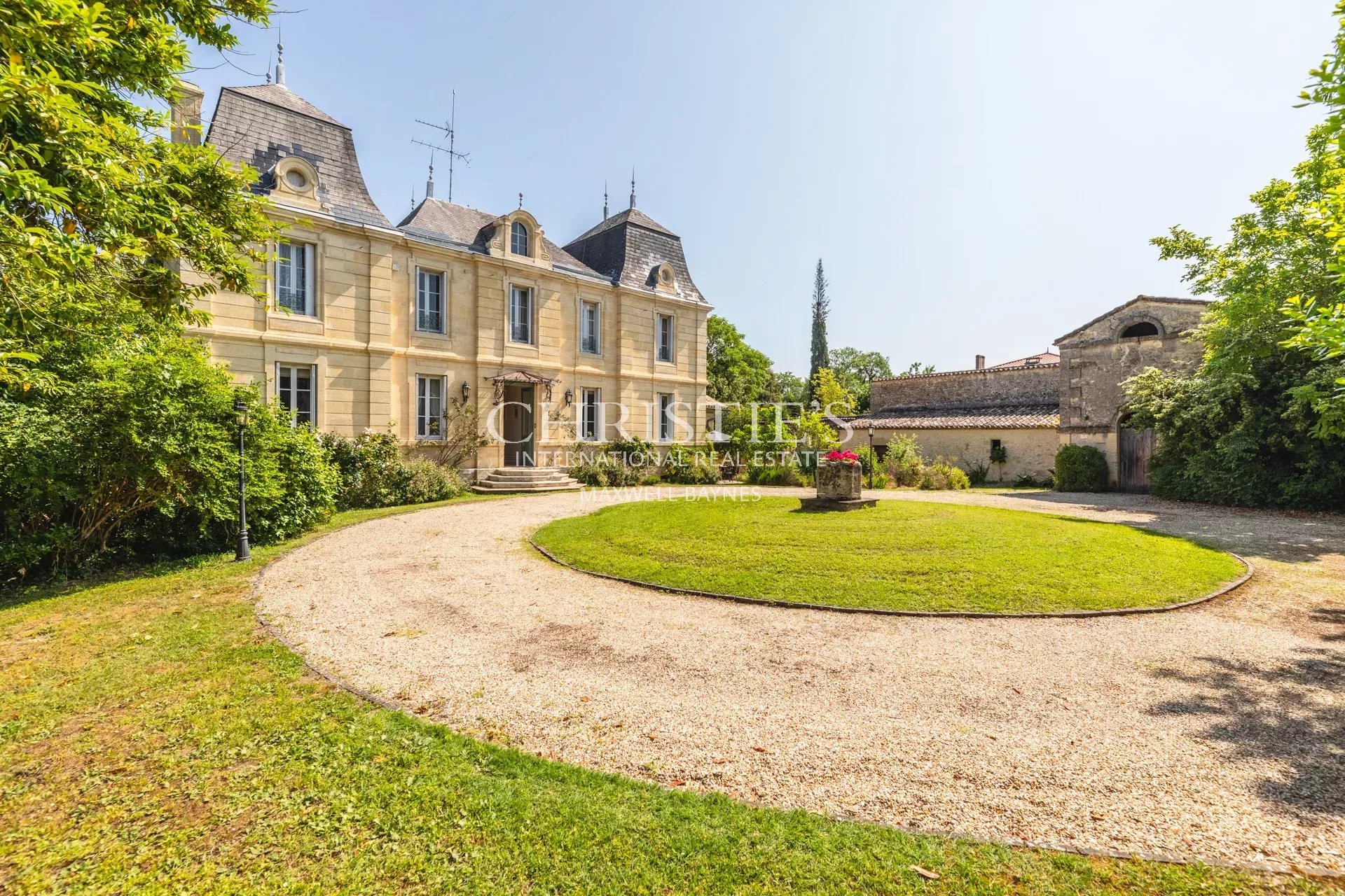7 Bedroom Chateau's Image 17