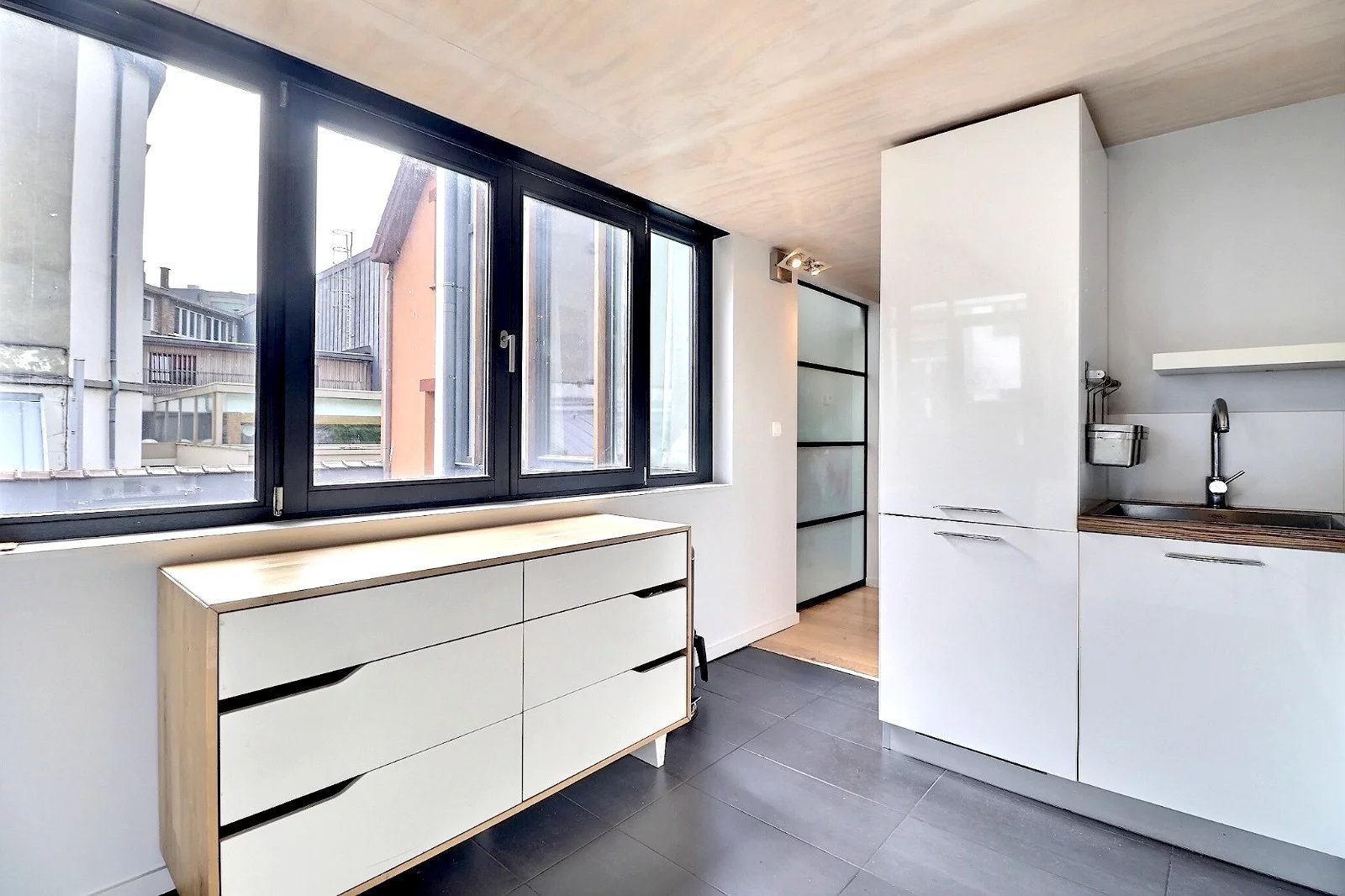 Saint-Gilles - Beautiful flat 3 Bedrooms, terrasse, garage