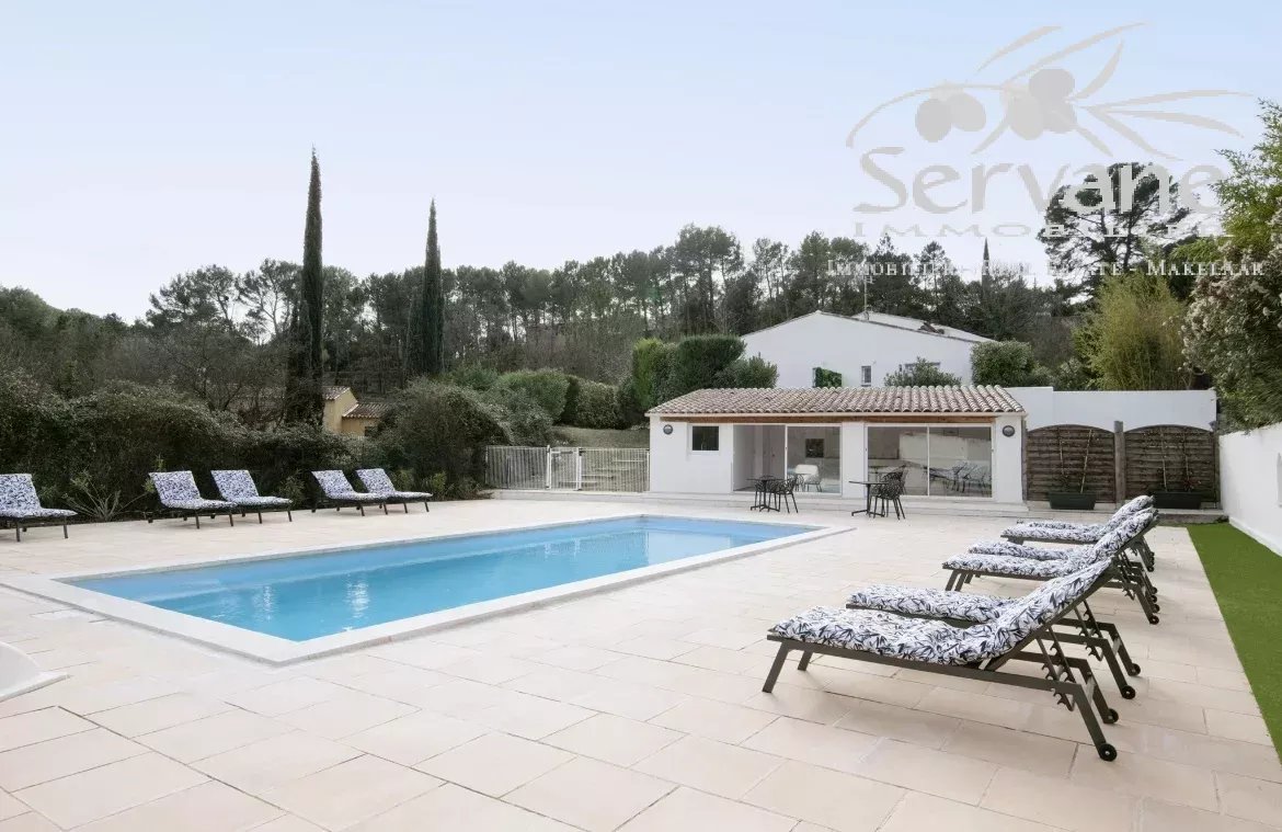 EXCEPTIONAL PROPERTY SALERNES 7 BEDROOMS