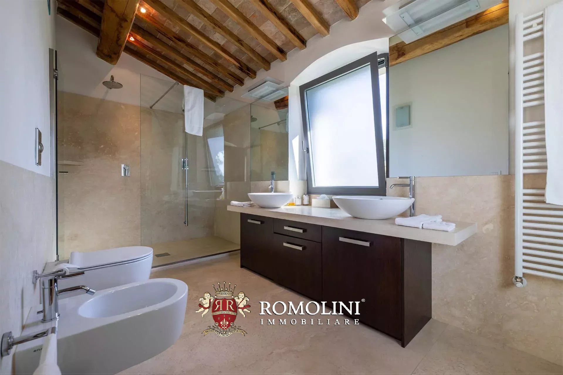 7 Bedroom Villa/Townhouse's Image 60